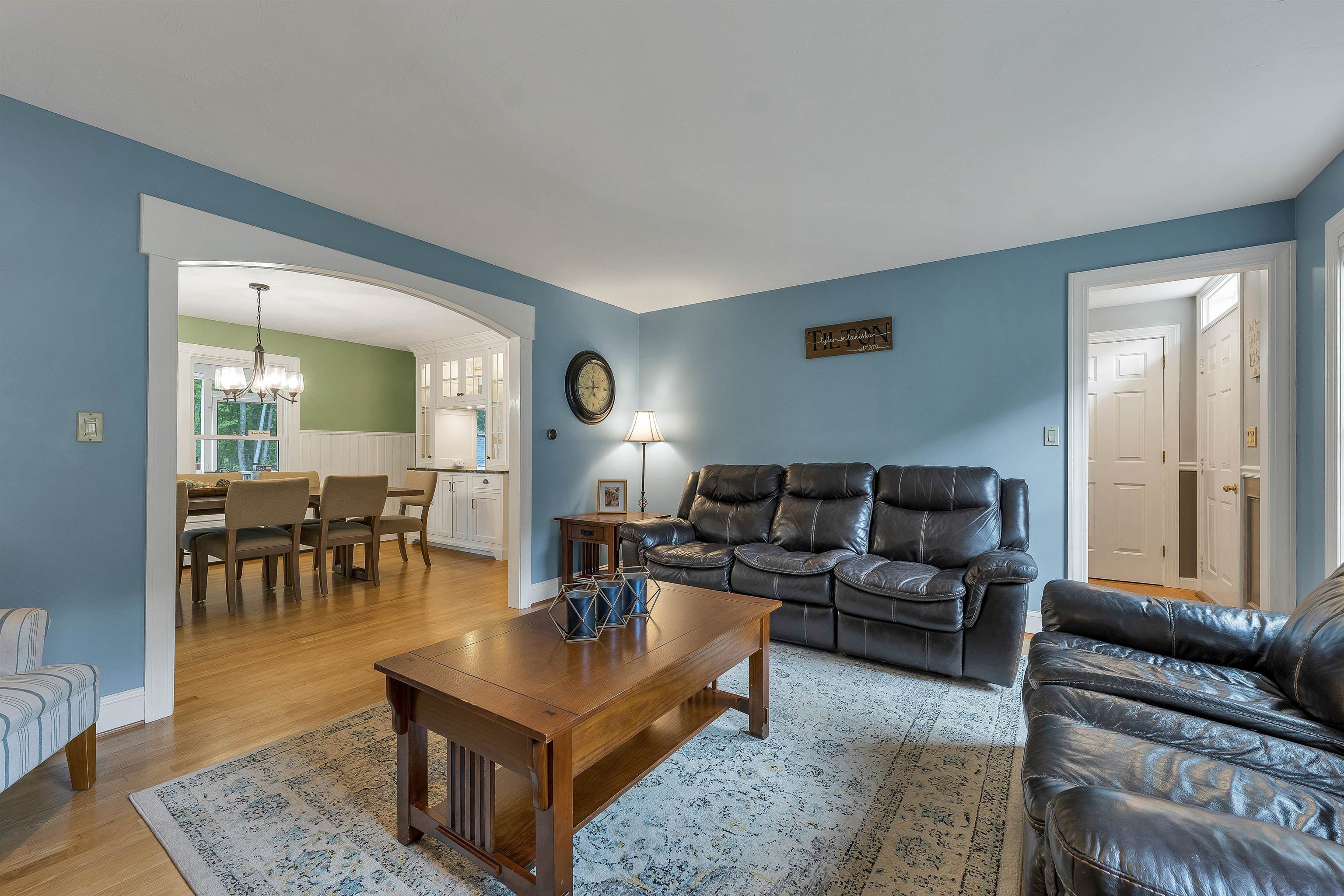 27 Oakmont Drive Property Photo 6