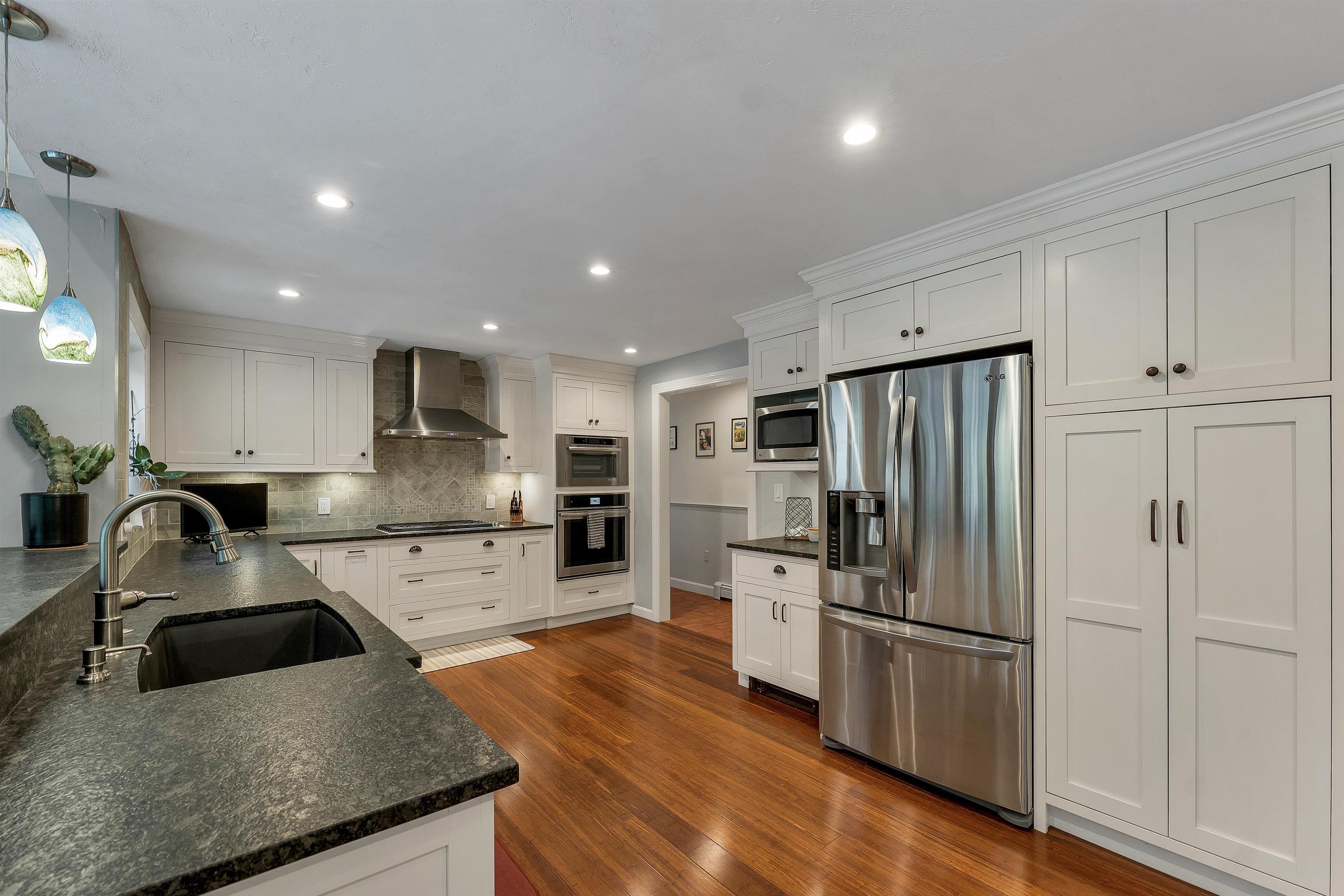 27 Oakmont Drive Property Photo 16