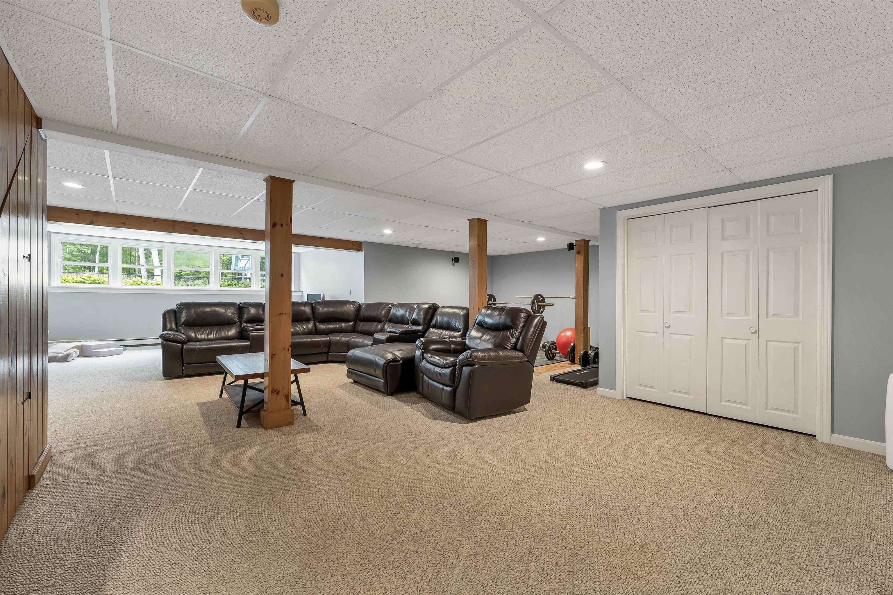 27 Oakmont Drive Property Photo 41