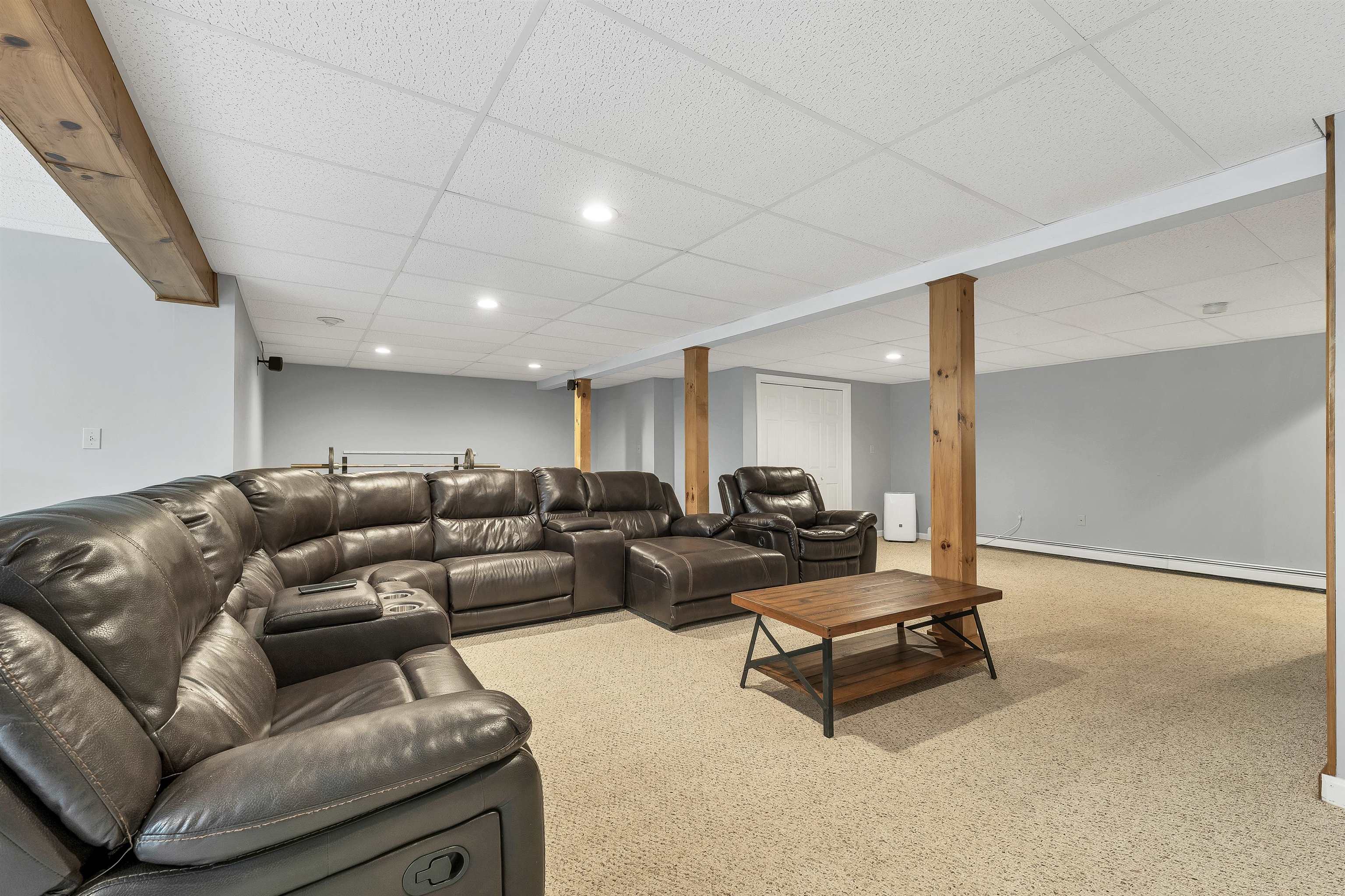 27 Oakmont Drive Property Photo 44