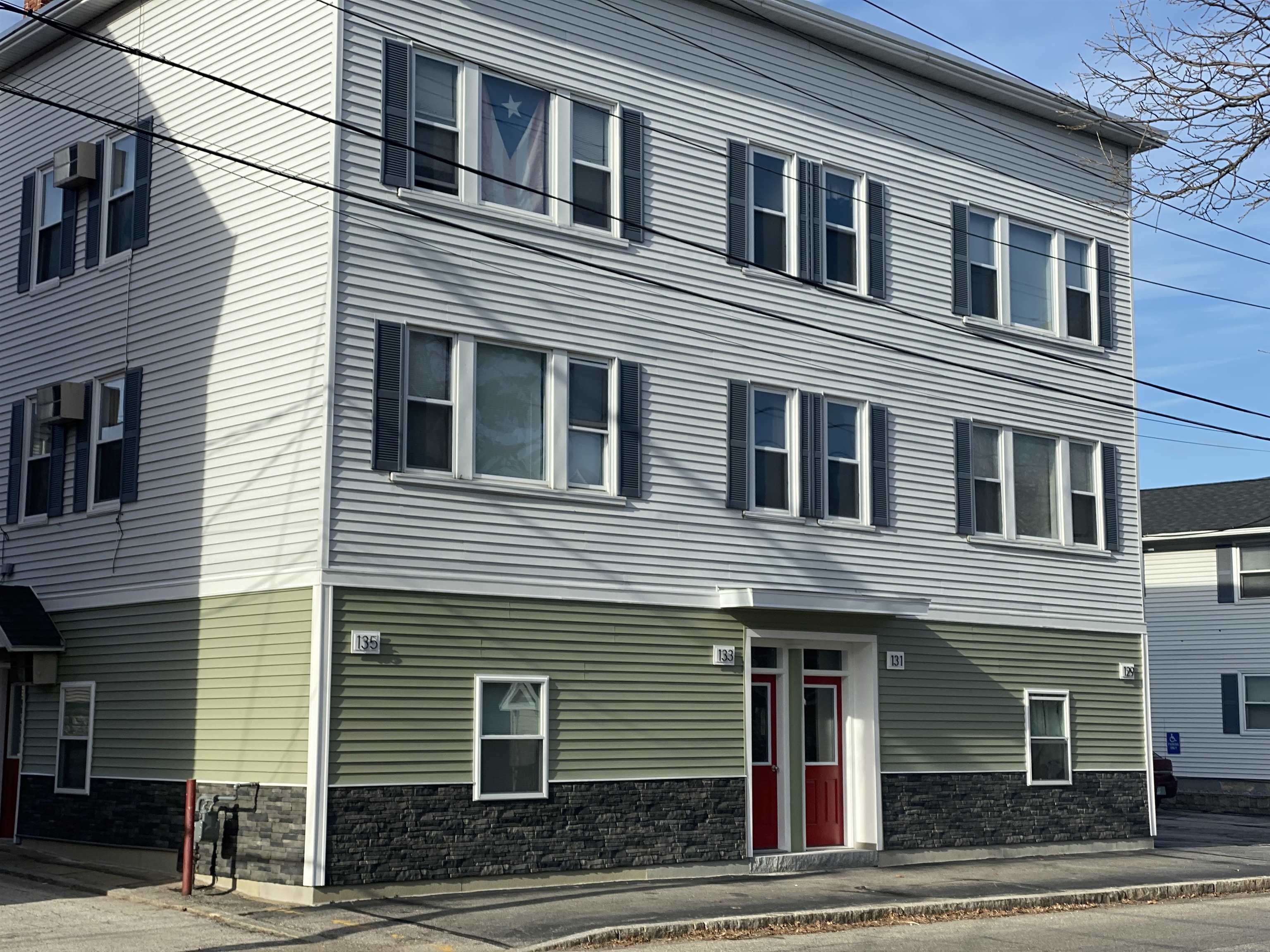 135 Second Street Property Photo 4