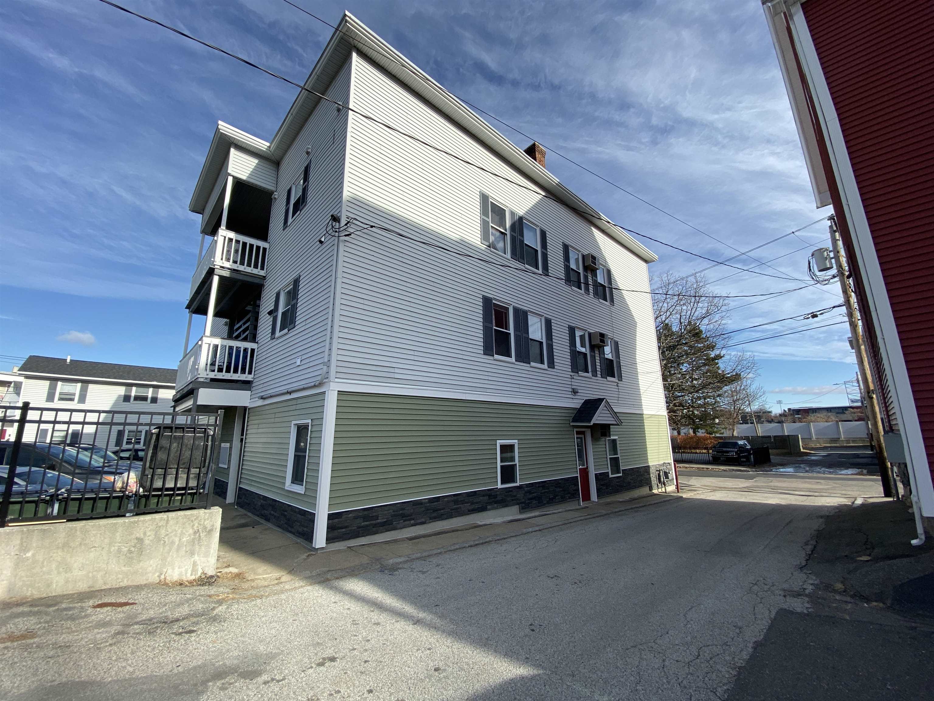 135 Second Street Property Photo 6
