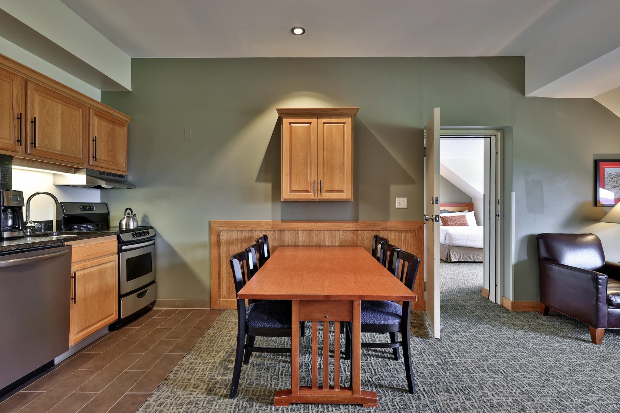 228 East Mountain Road Property Photo 6