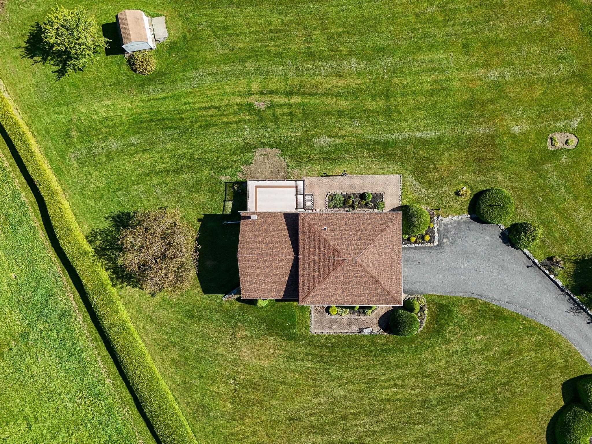 210 Mcleod Road Property Photo 4