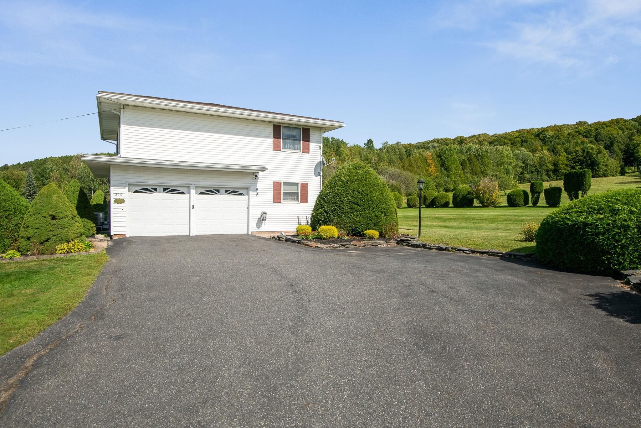 210 Mcleod Road Property Photo 45