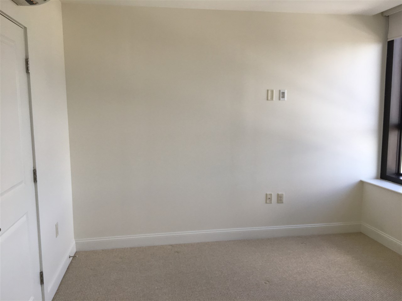 875 Elm Street Property Photo 29