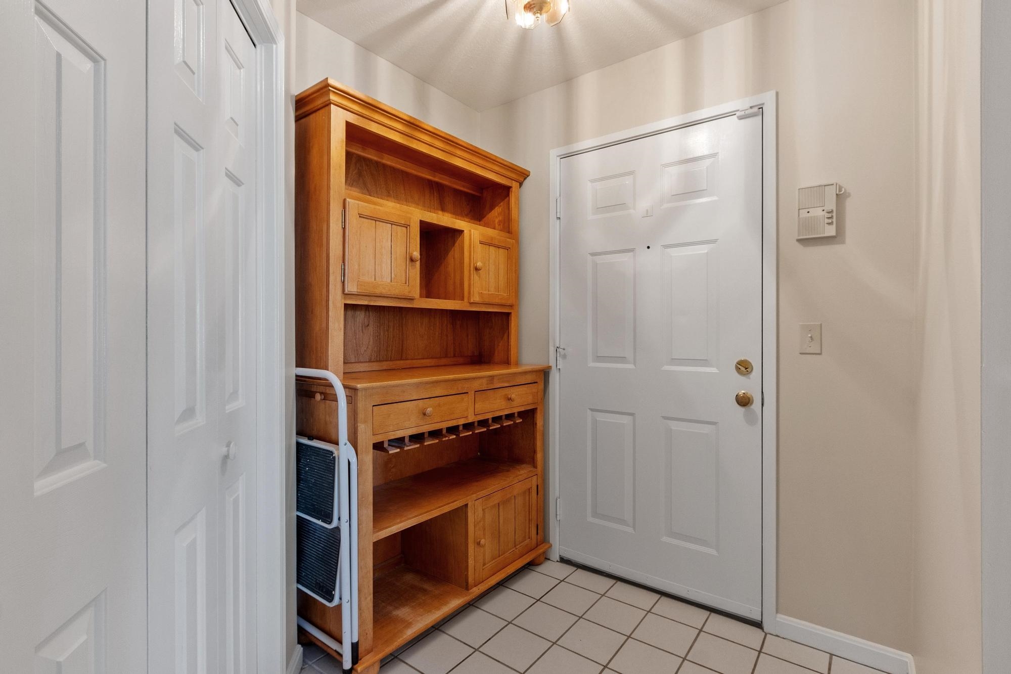 28 James Street Property Photo 5