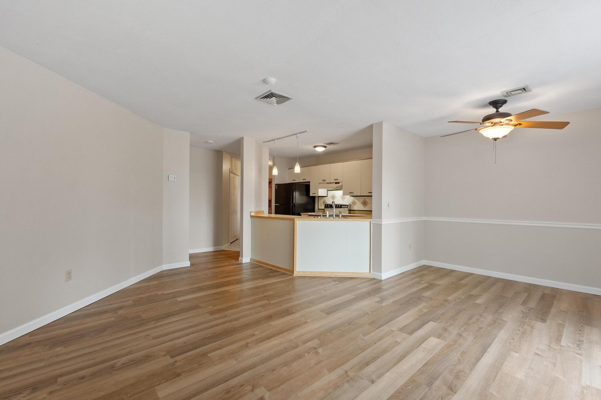 28 James Street Property Photo 11