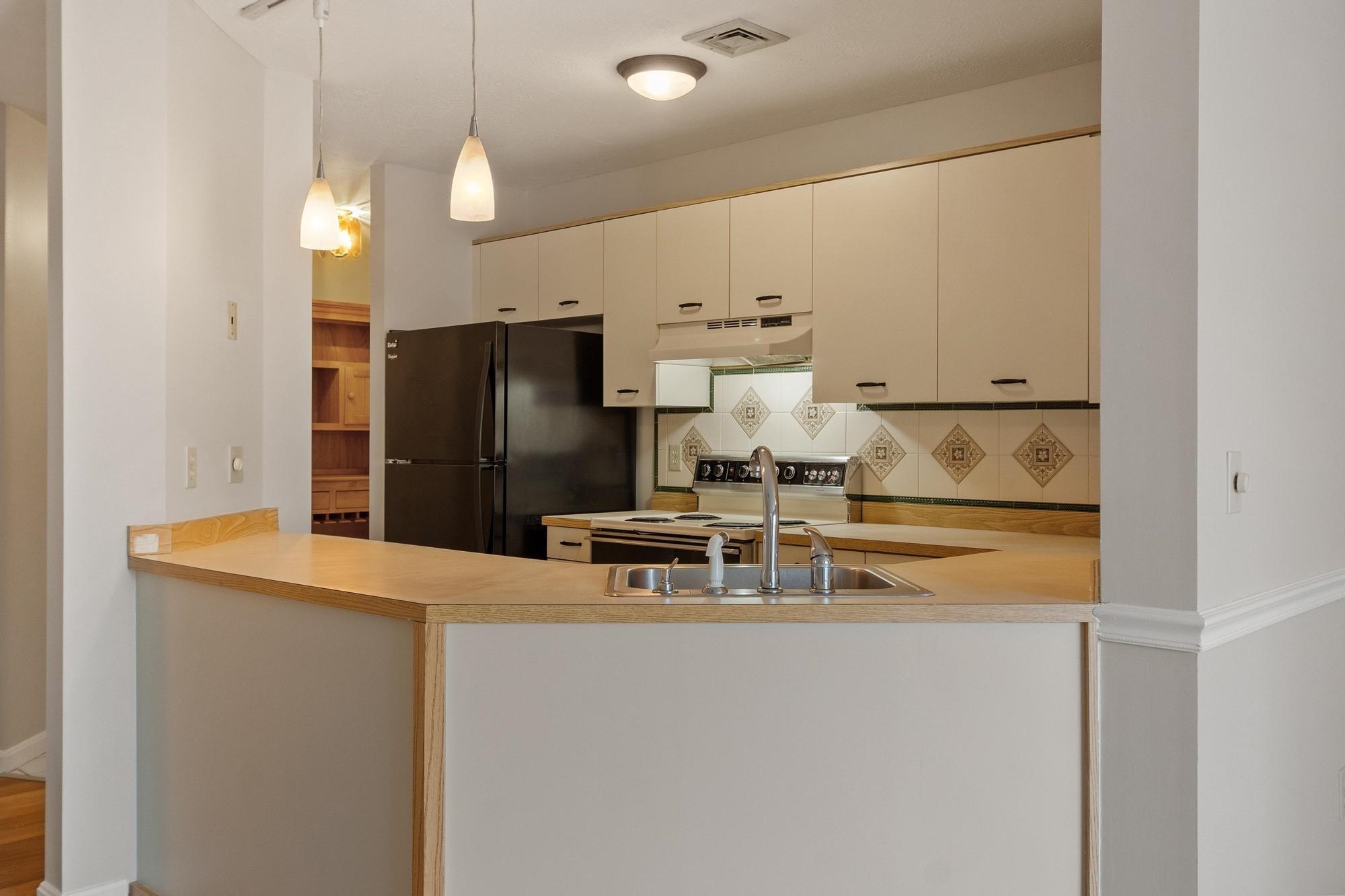 28 James Street Property Photo 14