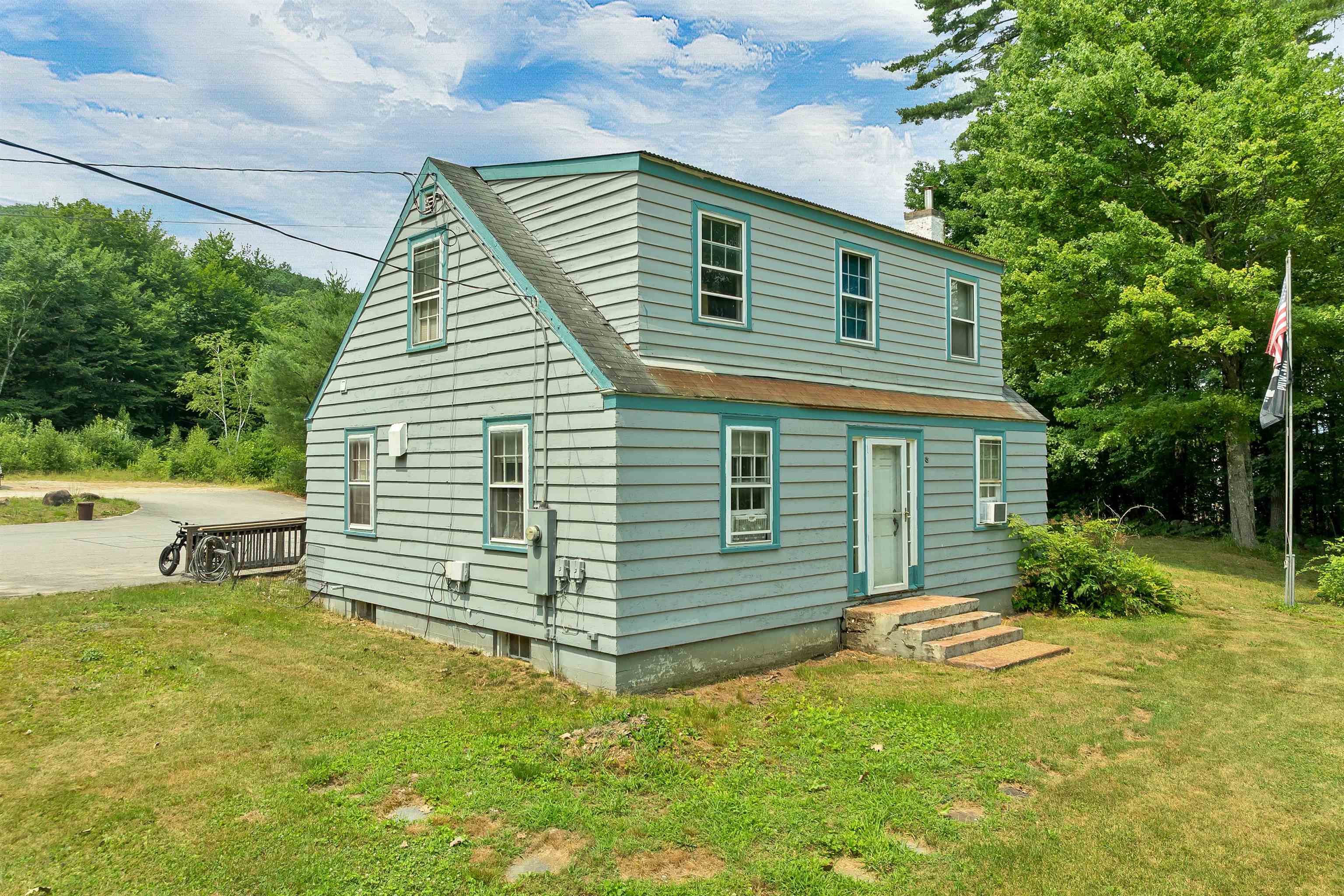 263 Highland Street Property Photo 7