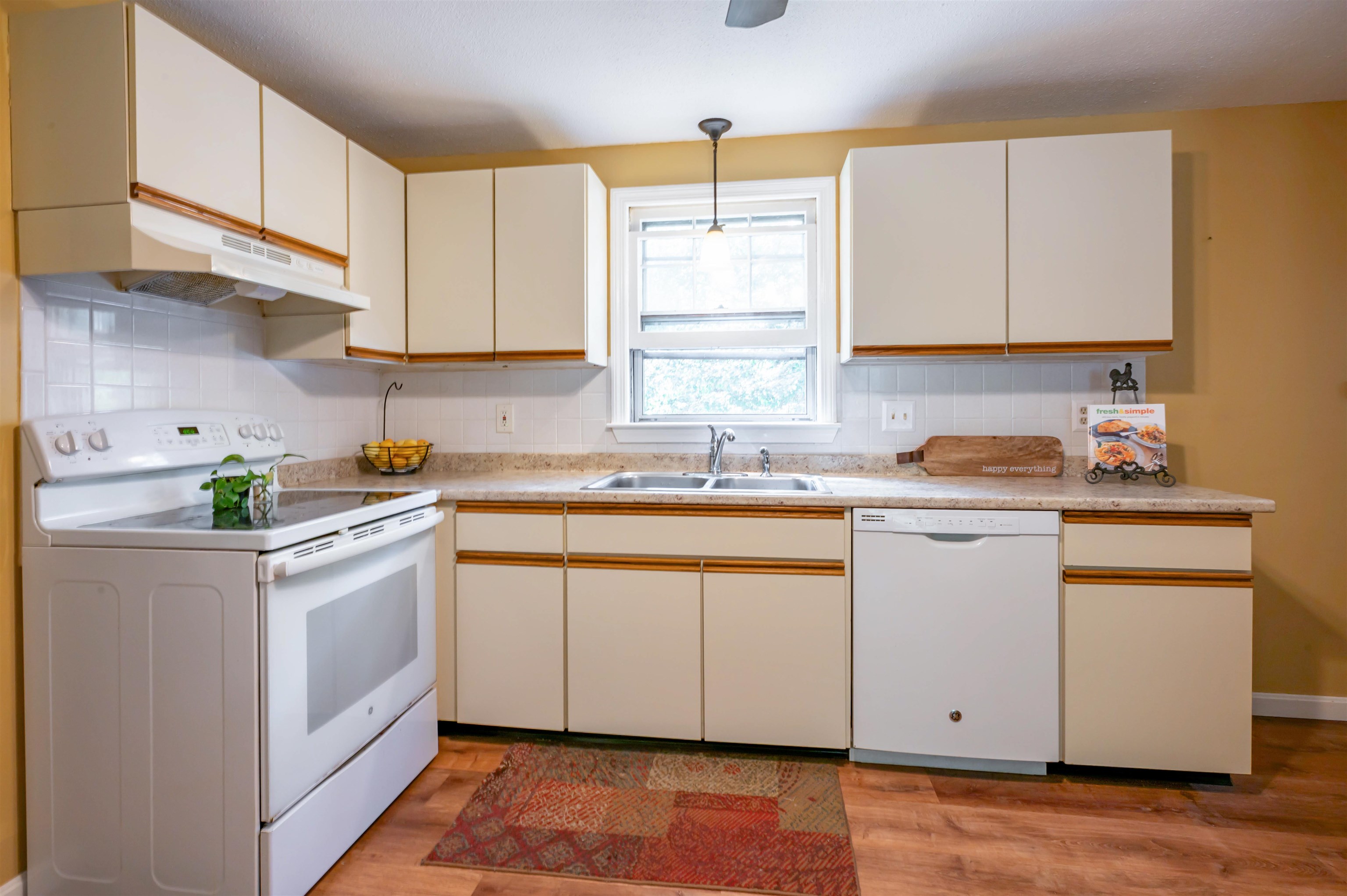 7 Midridge Circle Property Photo 14