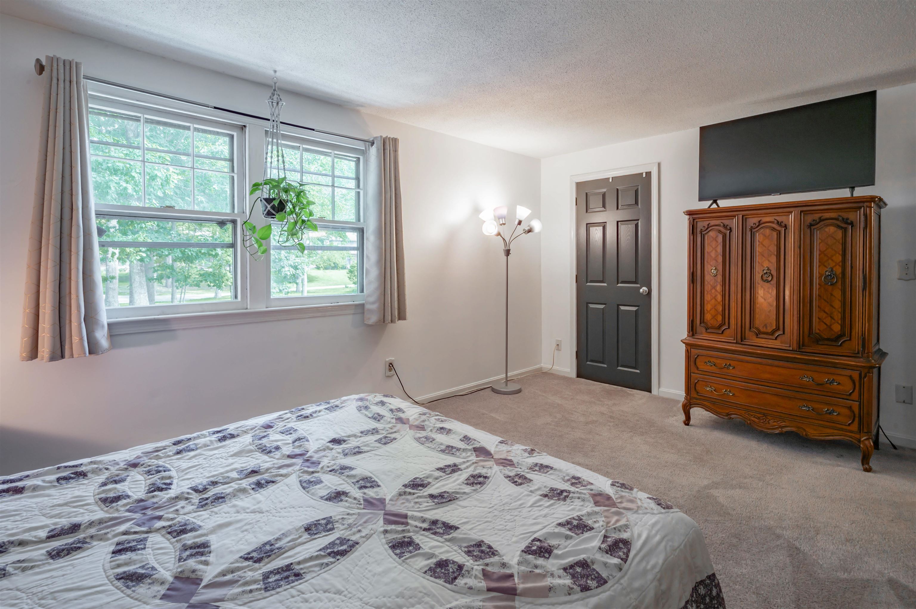 7 Midridge Circle Property Photo 20