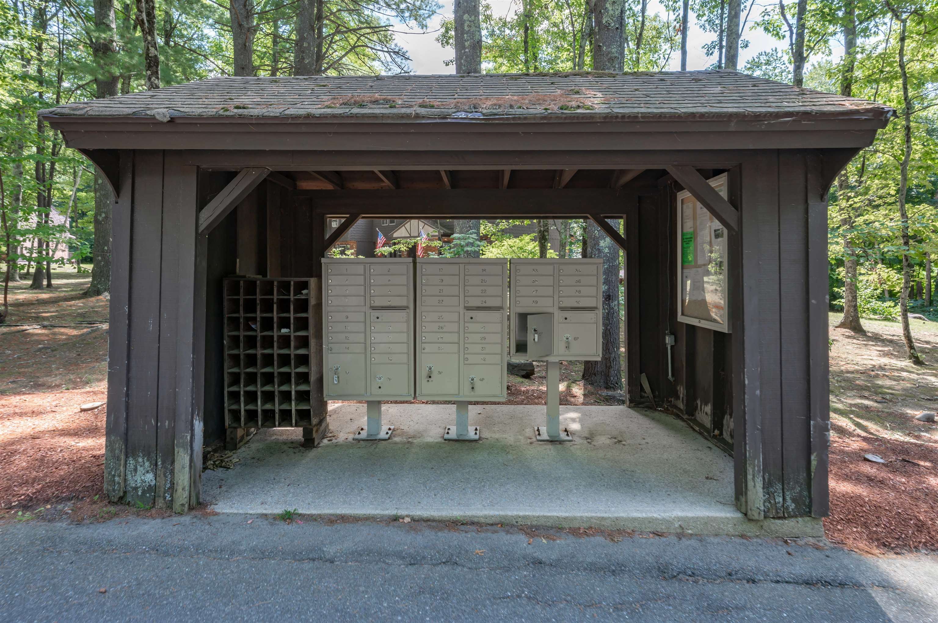7 Midridge Circle Property Photo 37