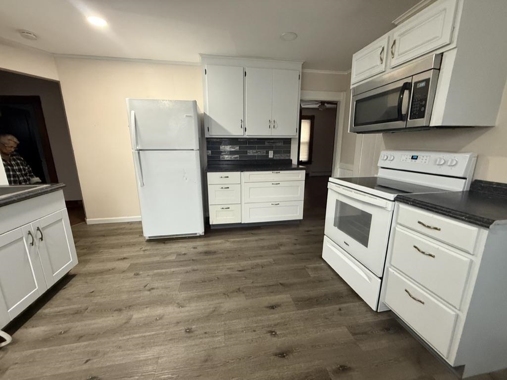 670 Central Street Property Photo 37