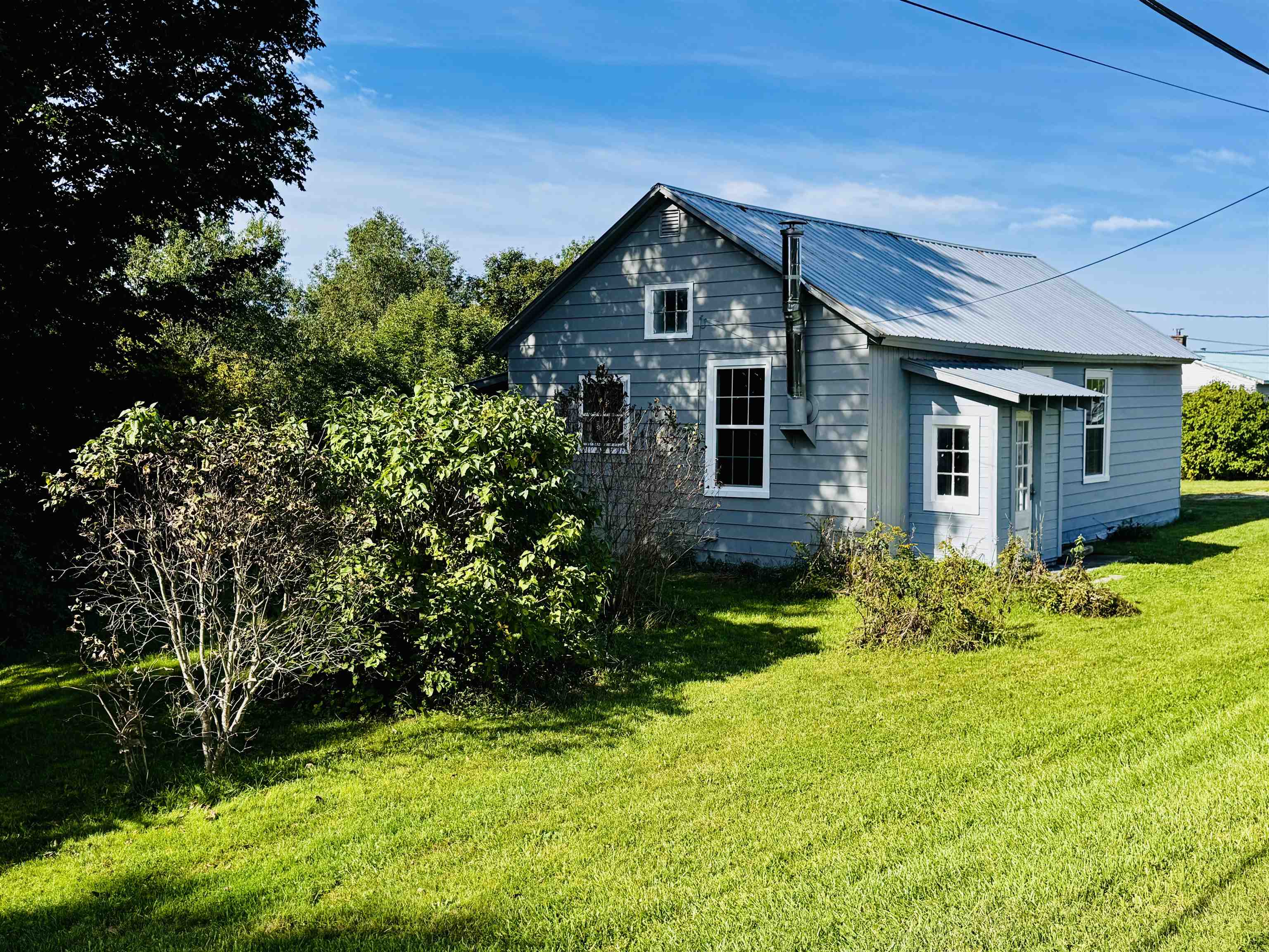1402 Montgomery Road Property Photo 1