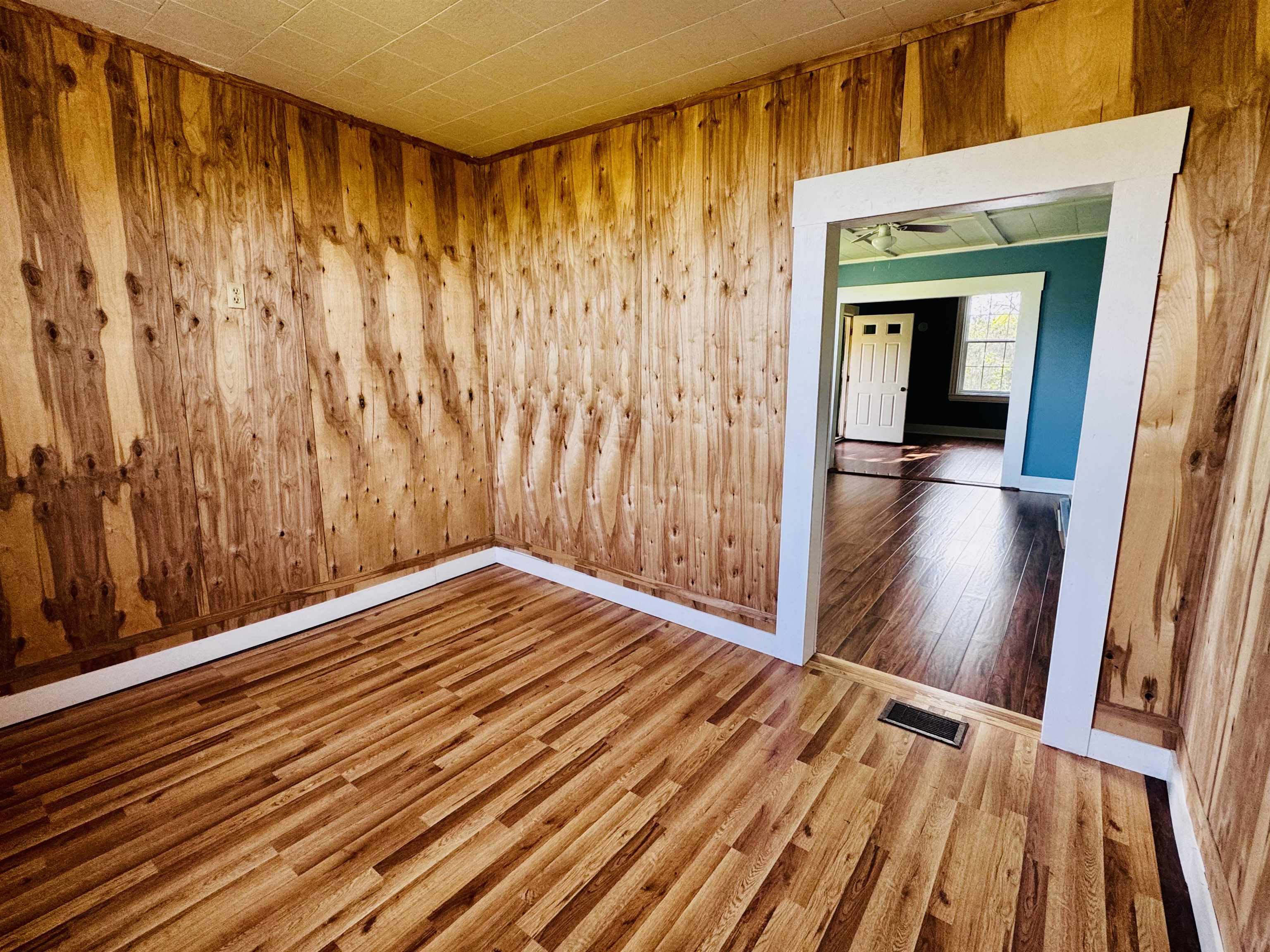 1402 Montgomery Road Property Photo 16