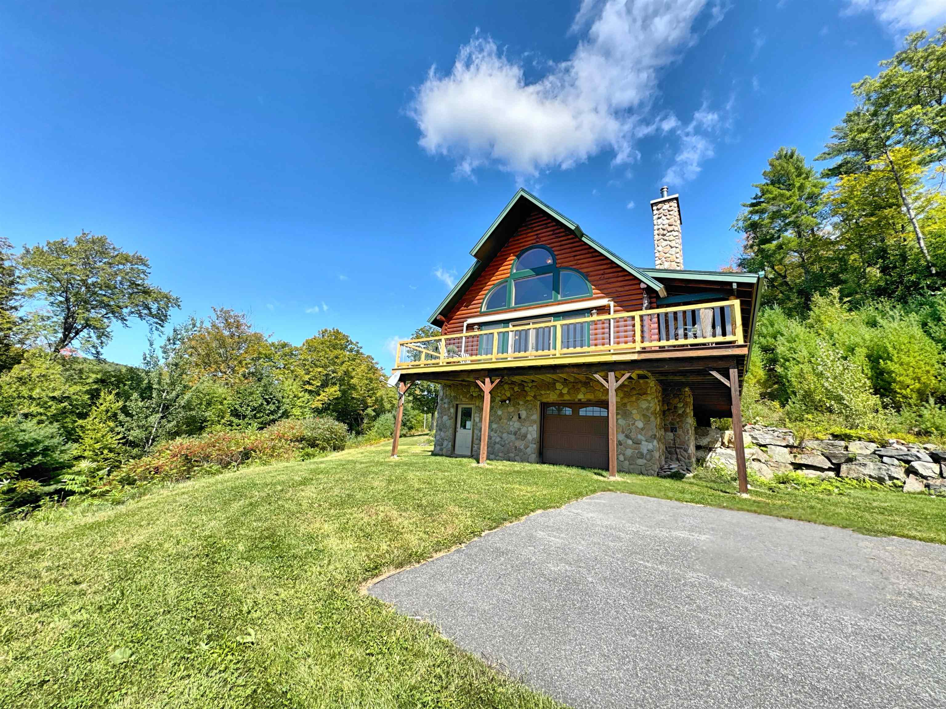 607 Charlestown Road Property Photo 1