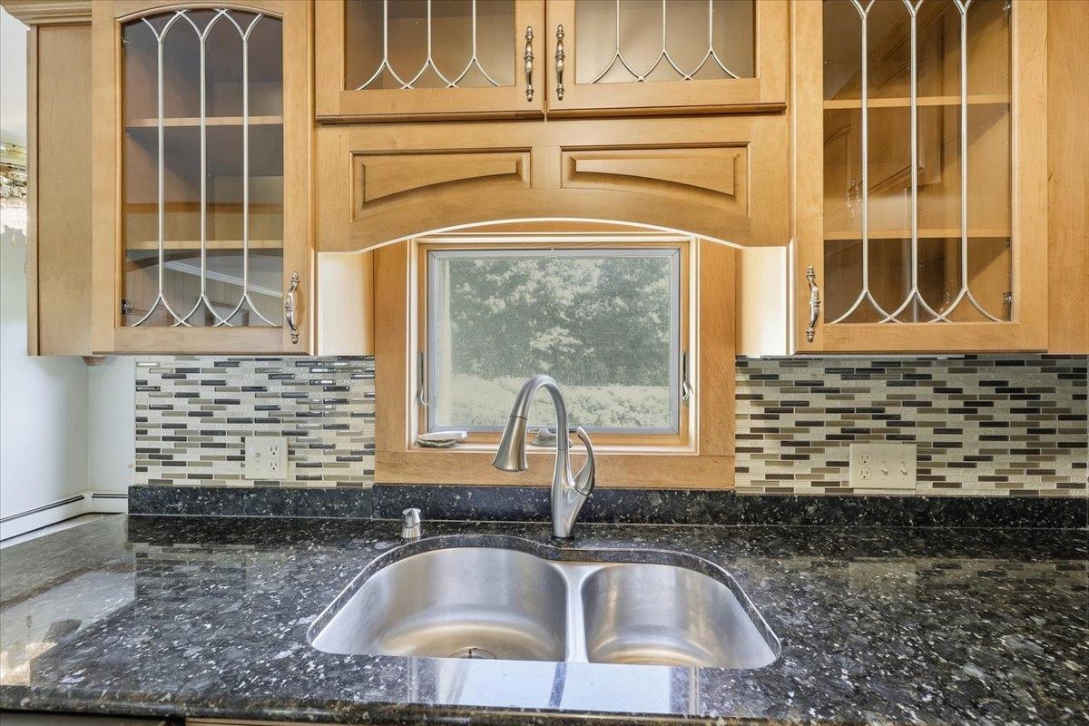 18 Crescent Avenue Property Photo 6