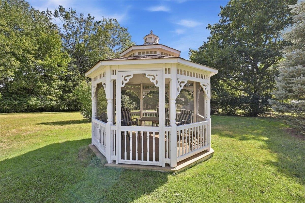 18 Crescent Avenue Property Photo 29