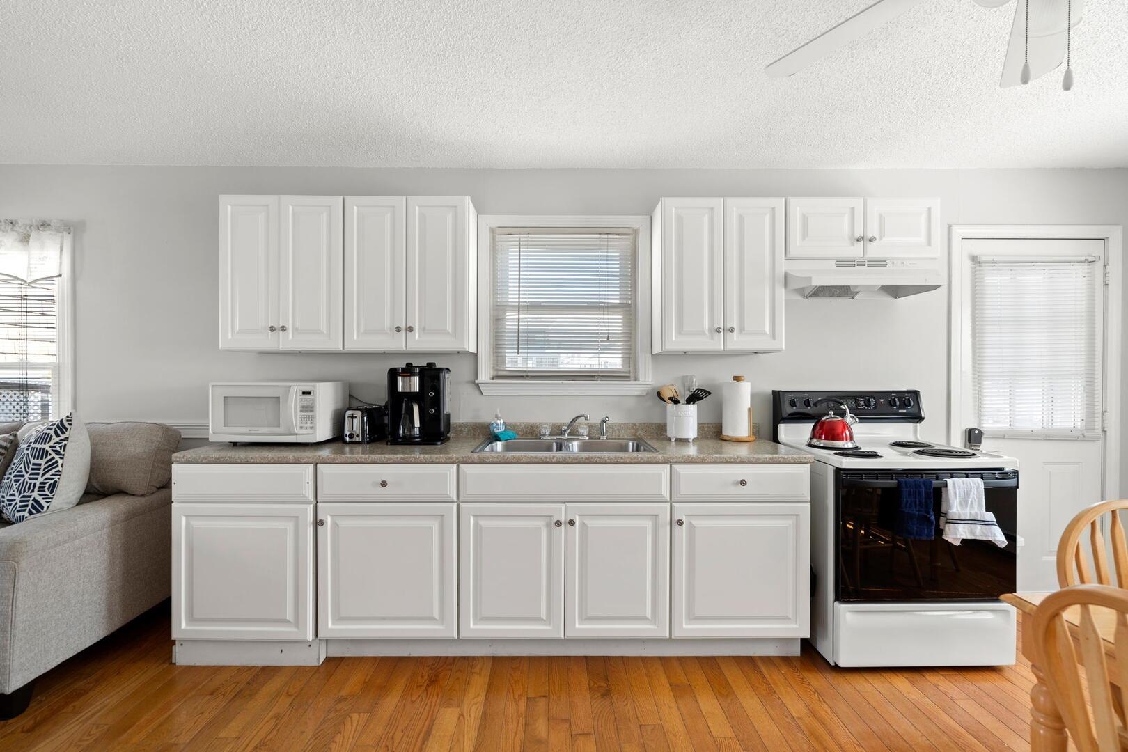 8 Commonwealth Avenue Property Photo 6