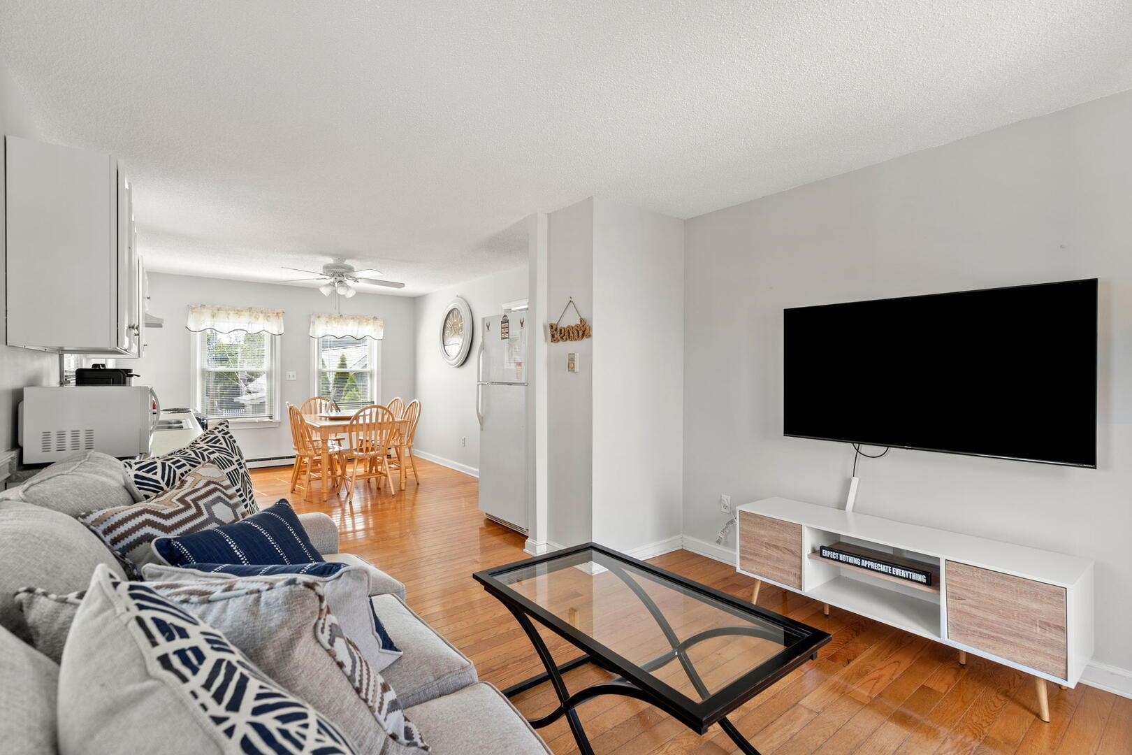 8 Commonwealth Avenue Property Photo 8