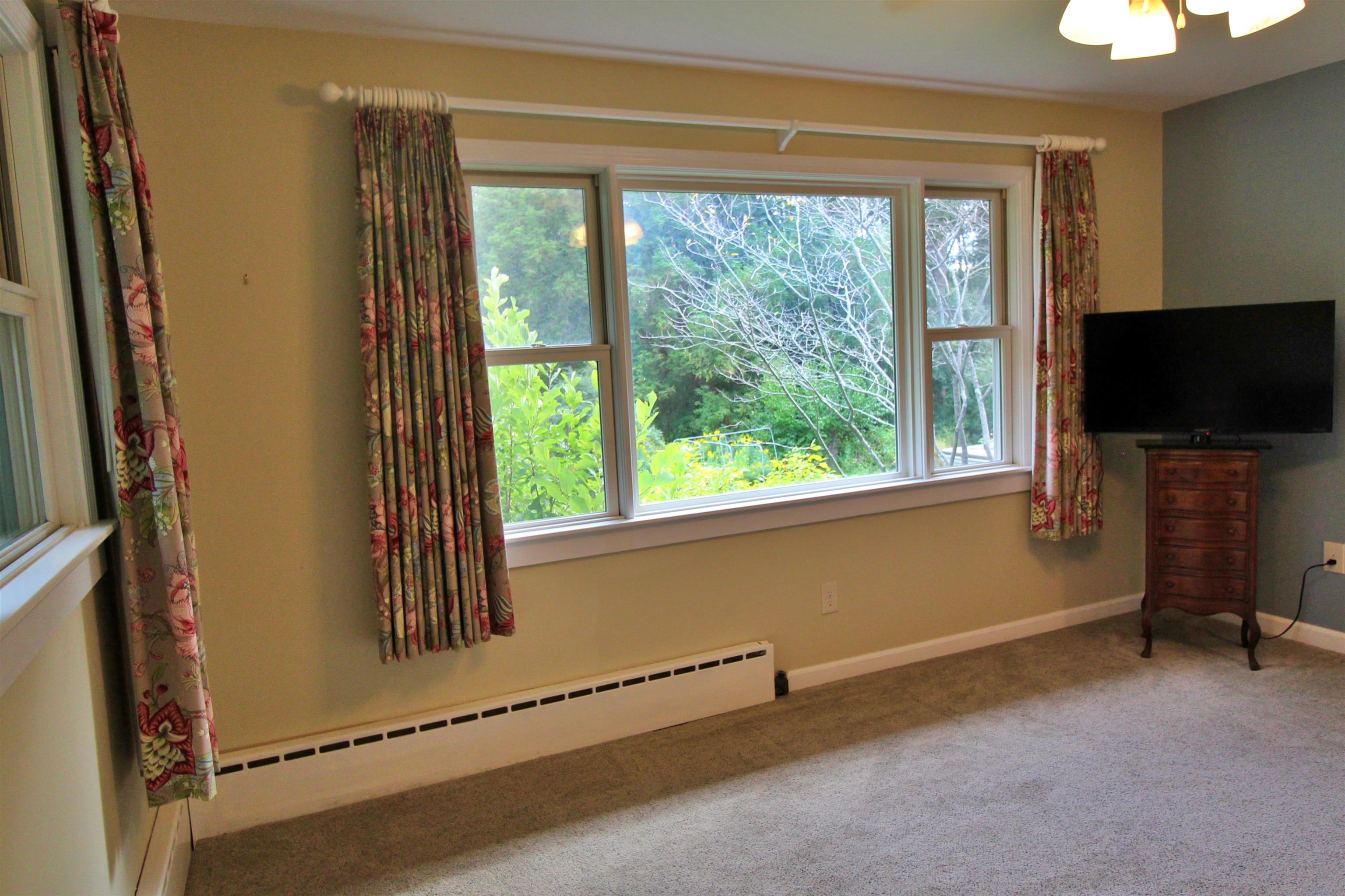 703 Dorset Street Property Photo 7