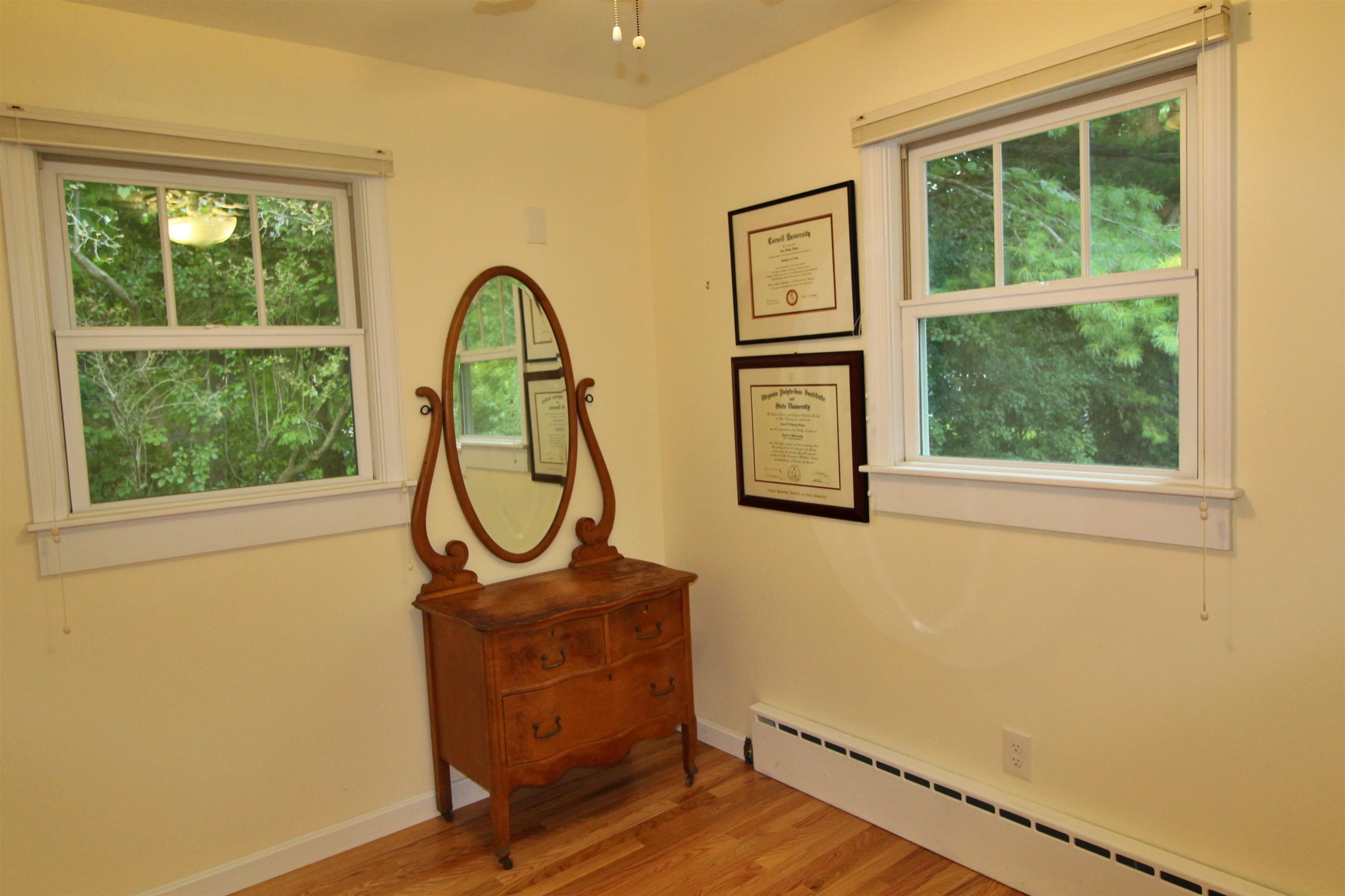 703 Dorset Street Property Photo 9
