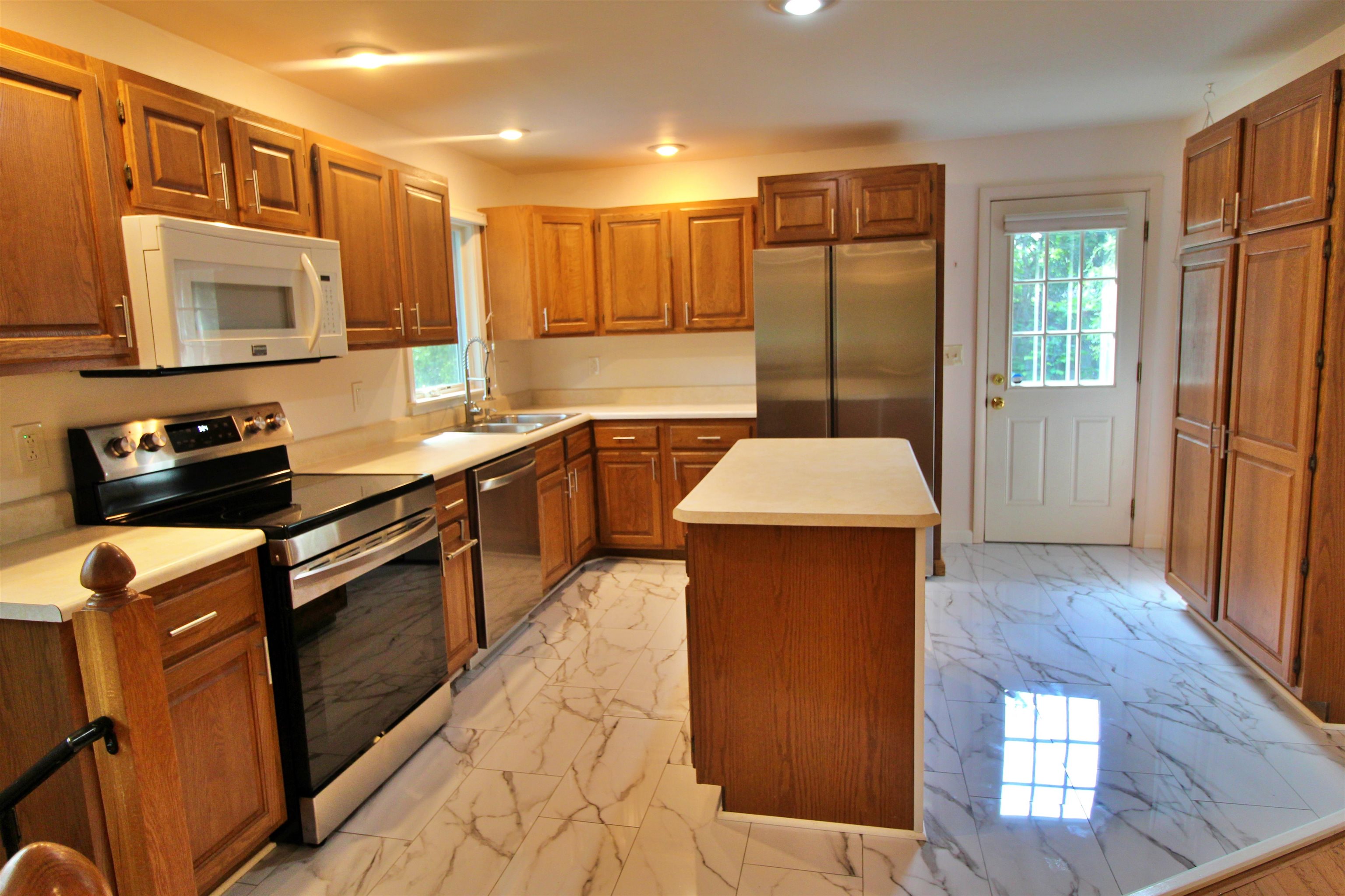 703 Dorset Street Property Photo 16