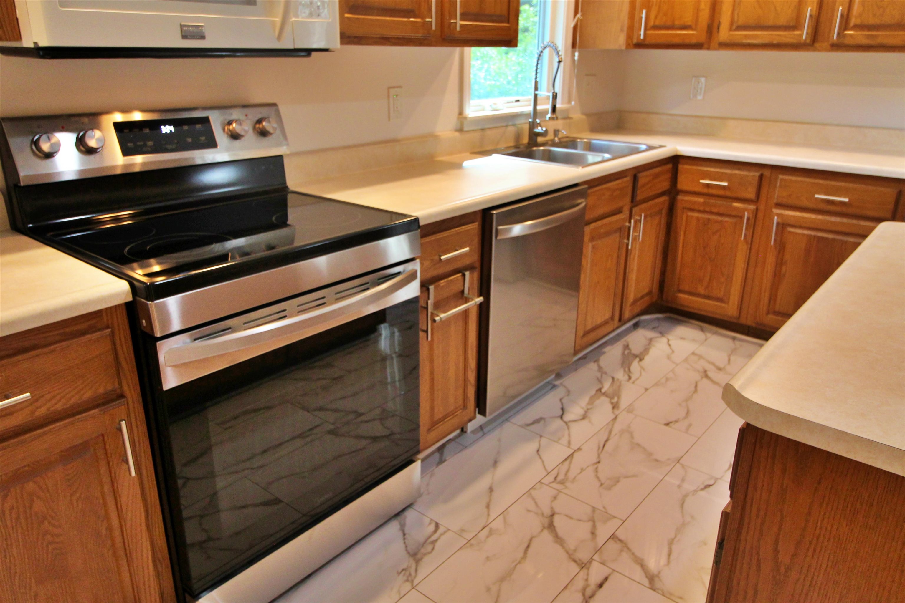 703 Dorset Street Property Photo 17