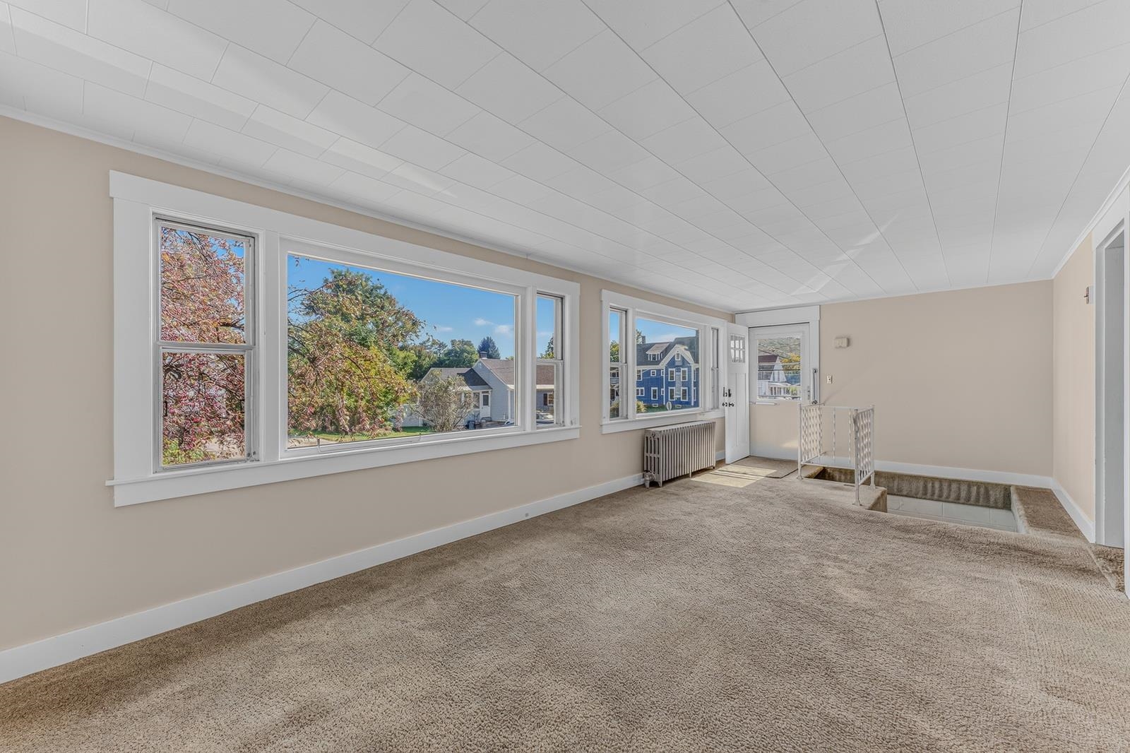 105 Pleasant Street Property Photo 2