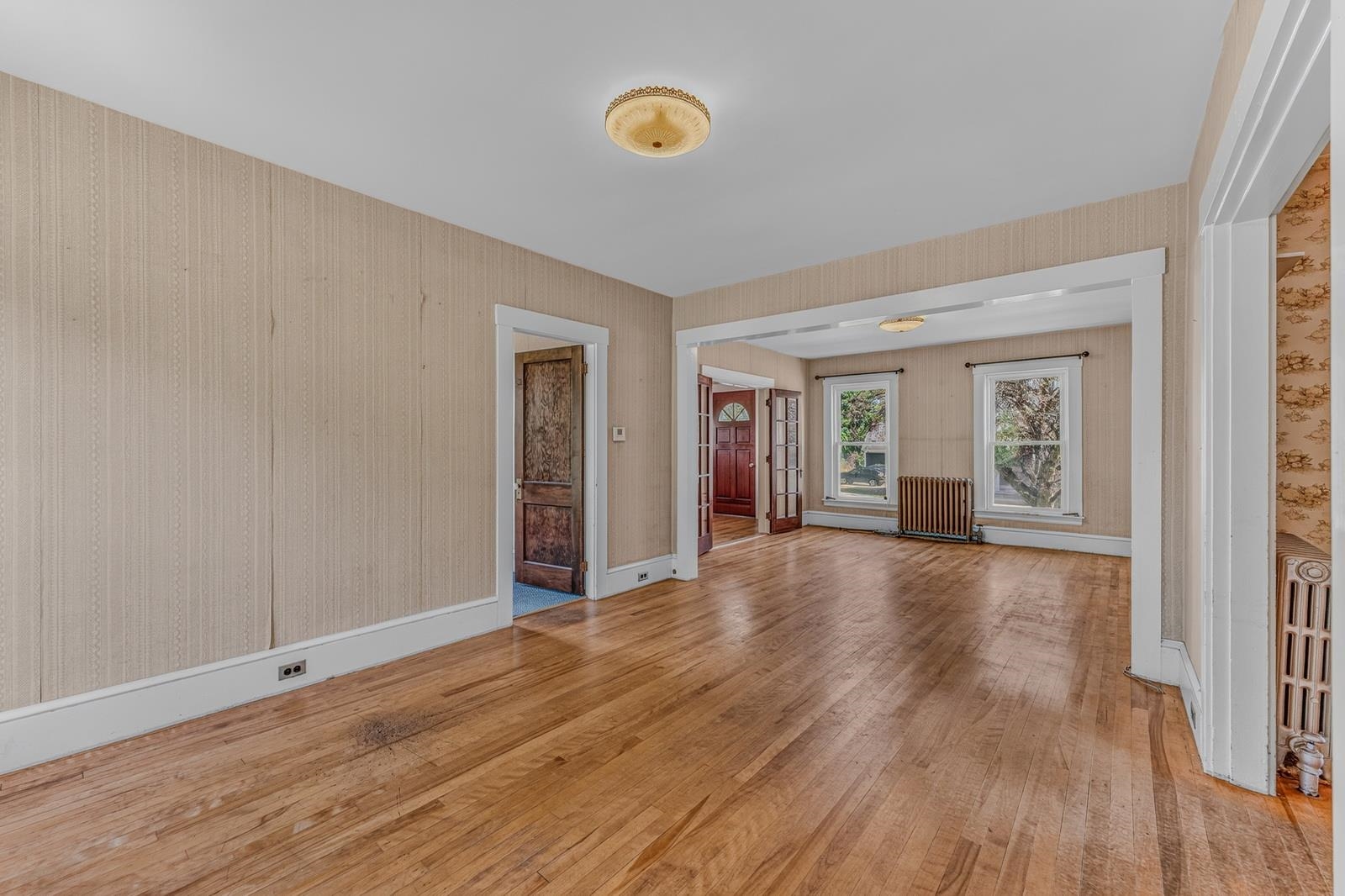 105 Pleasant Street Property Photo 14