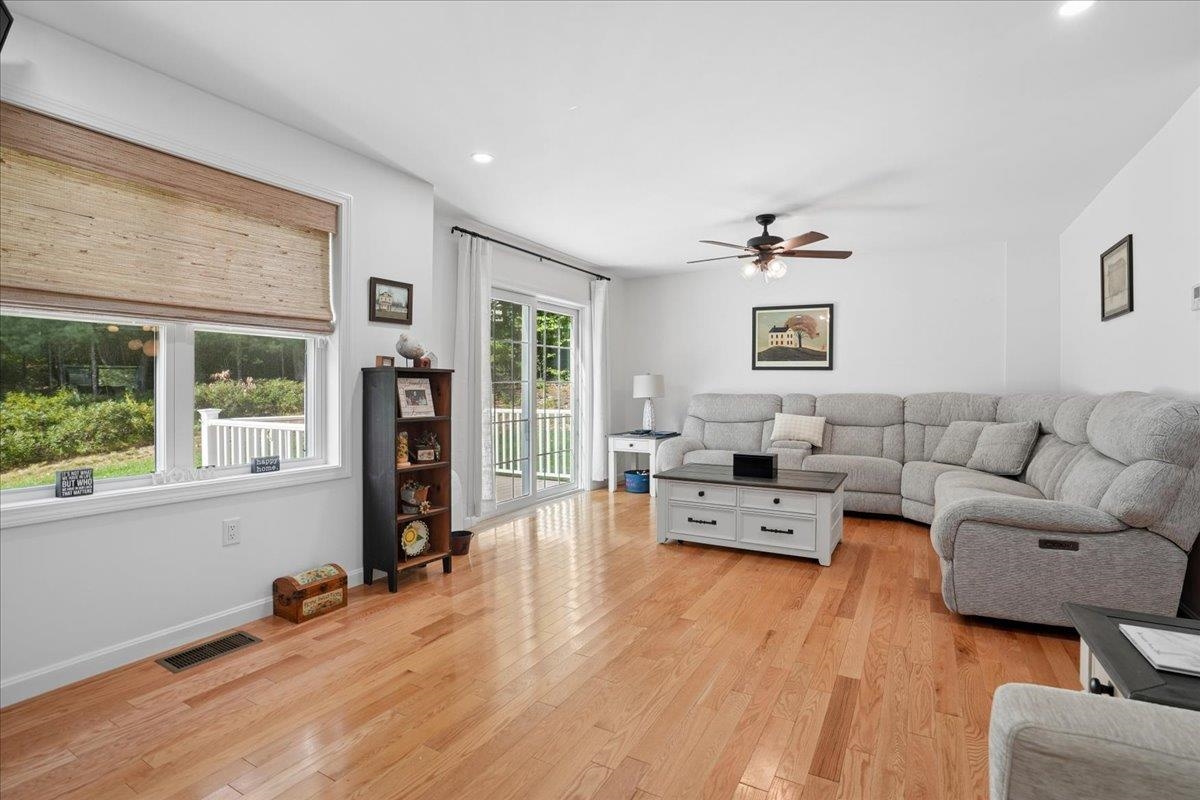 163 Woodview Way Property Photo 11