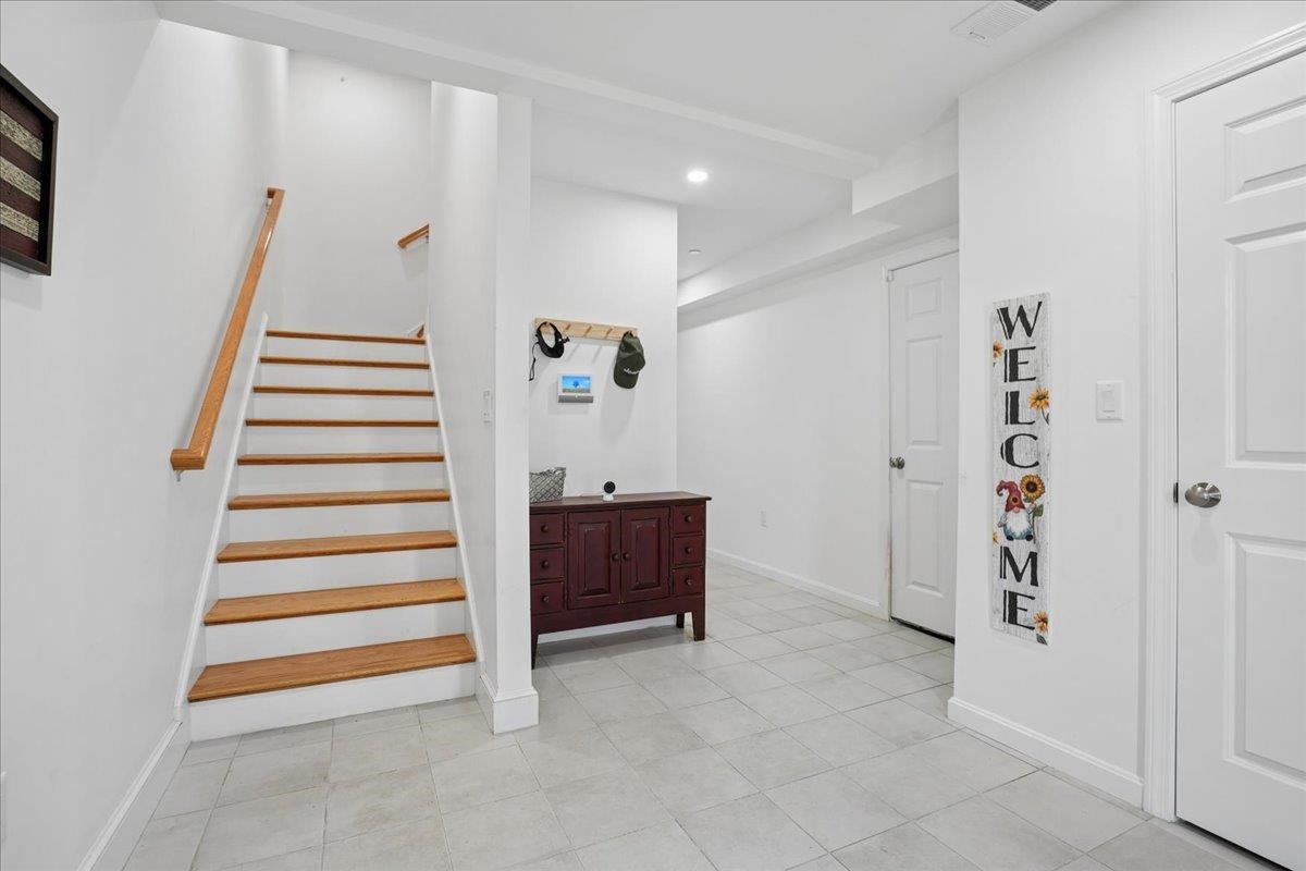 163 Woodview Way Property Photo 30