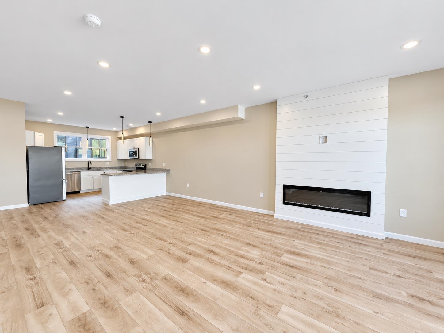 12 Cobblestone Court Property Photo 8