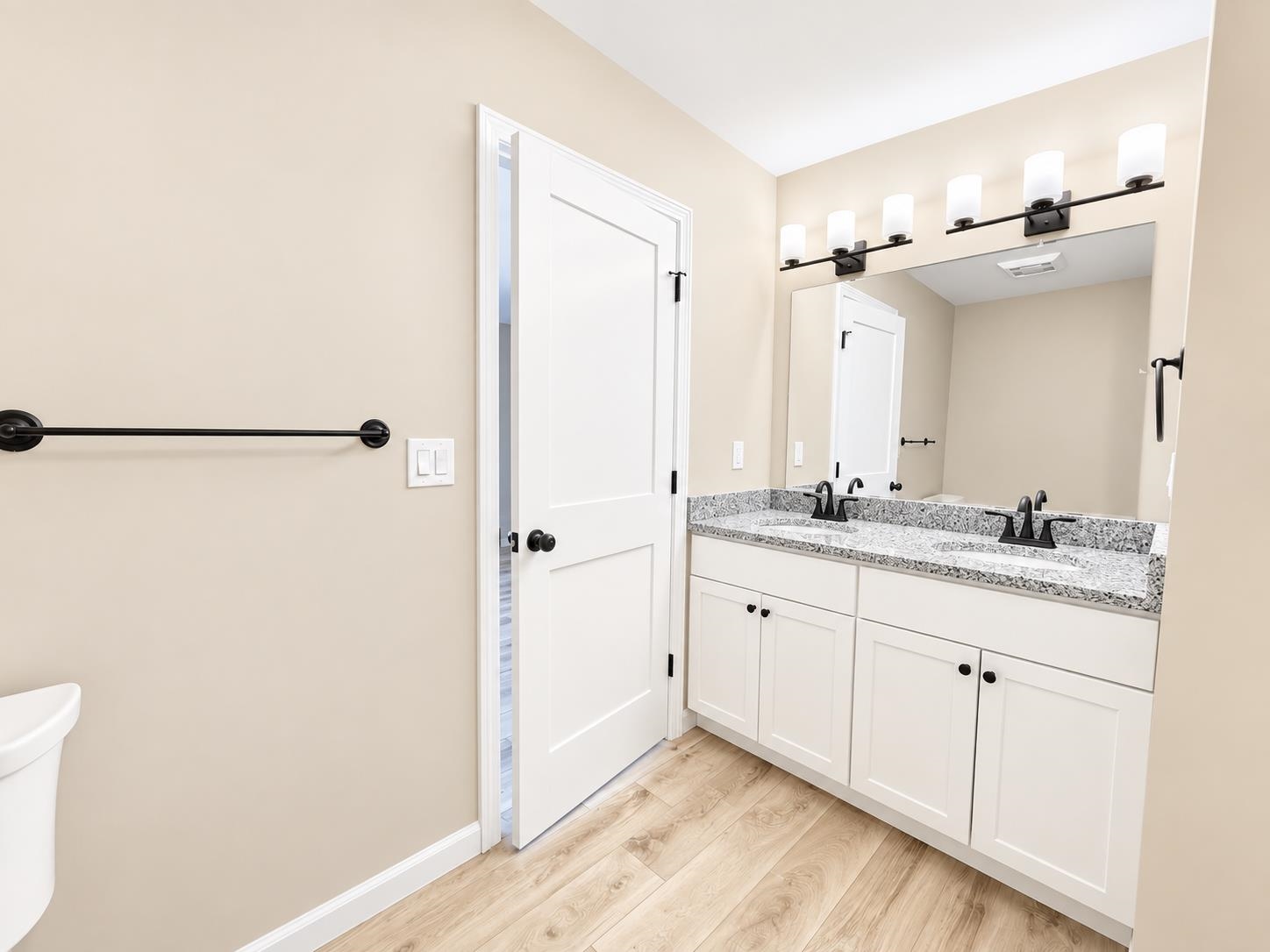 12 Cobblestone Court Property Photo 18