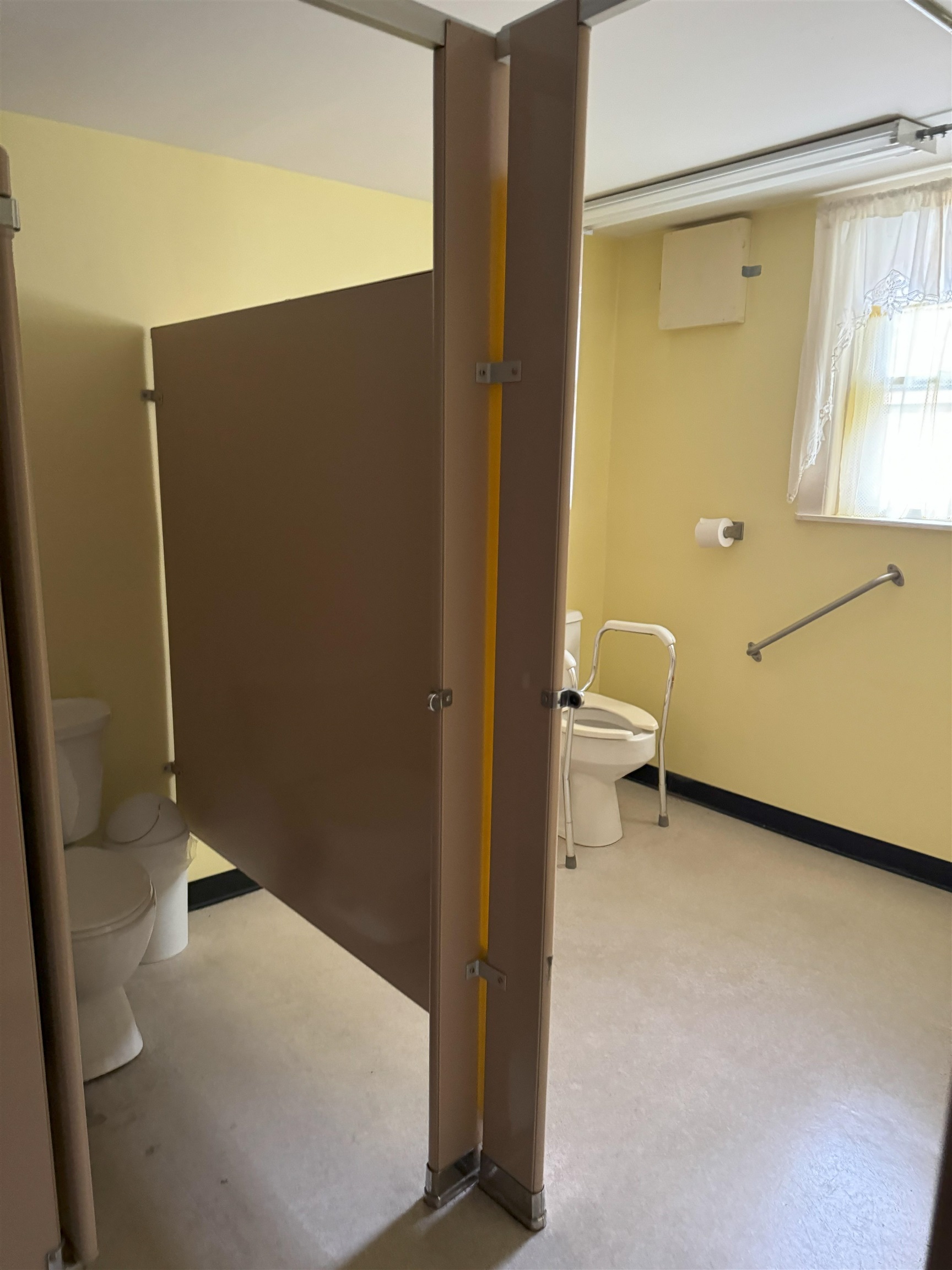70 Court Street Property Photo 15