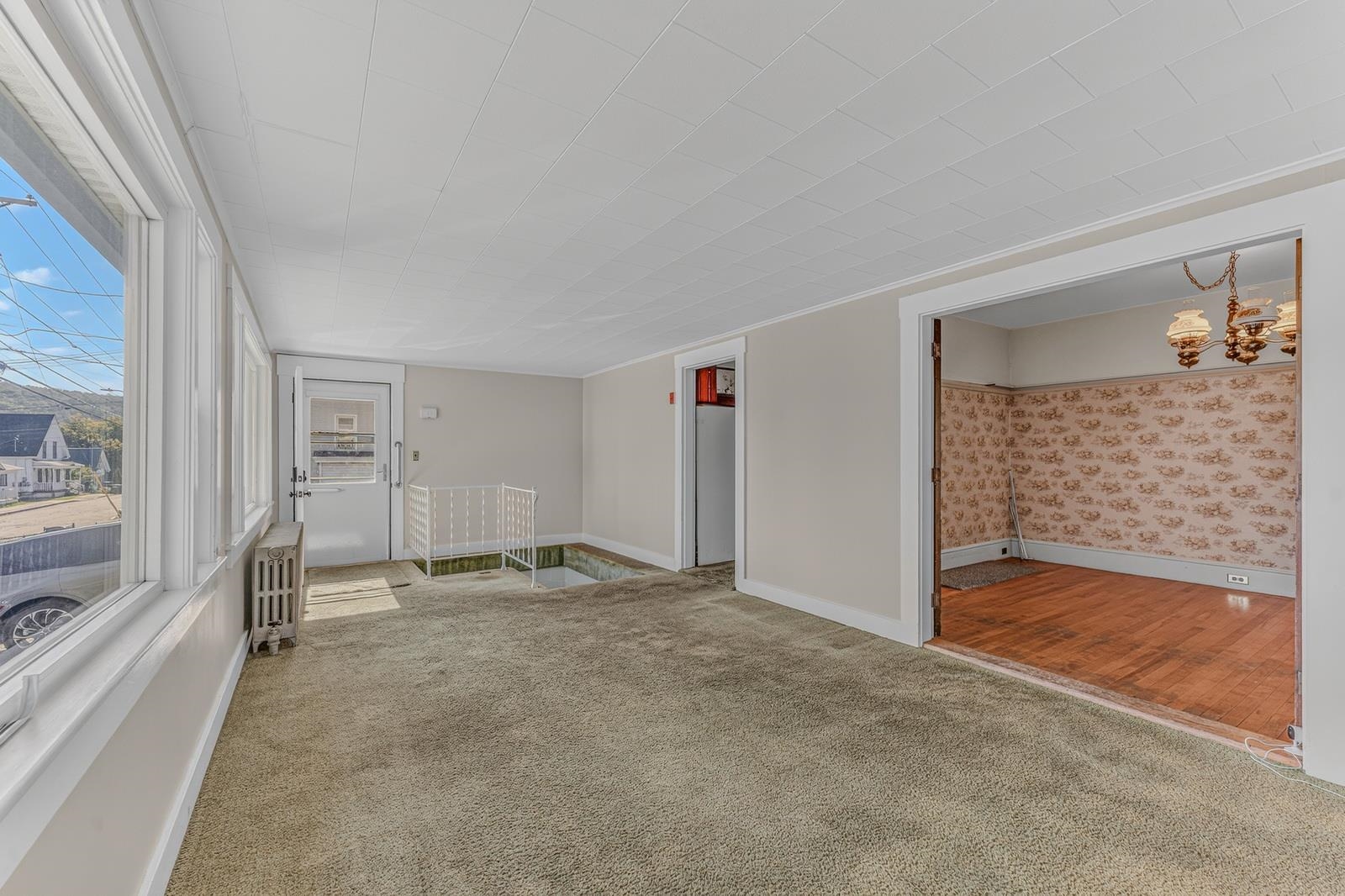 105 Pleasant Street Property Photo 3