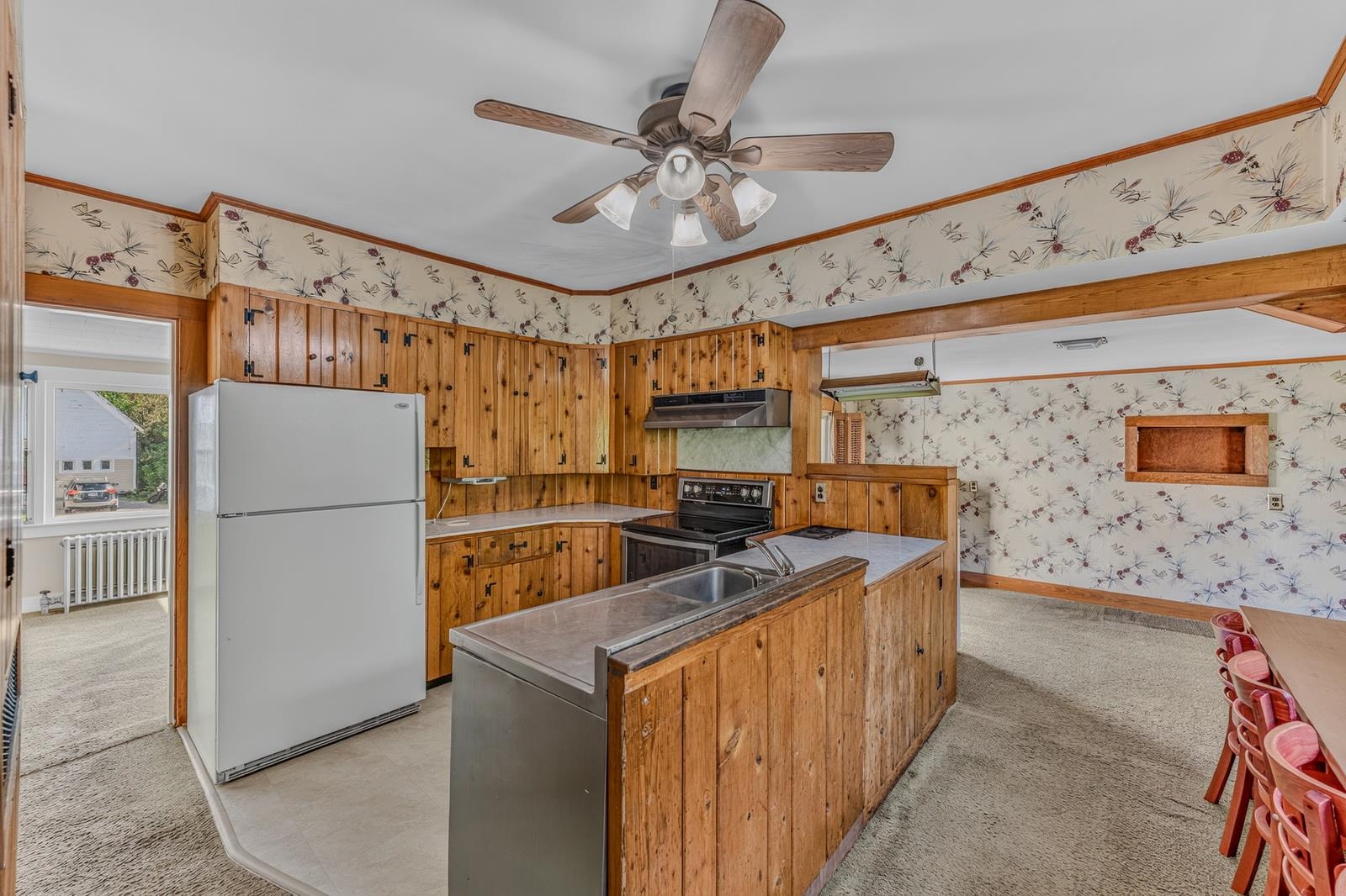 105 Pleasant Street Property Photo 5