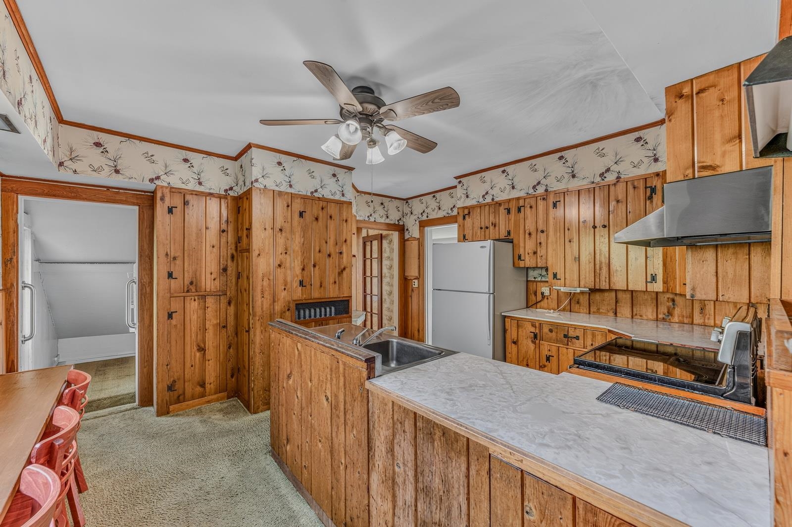 105 Pleasant Street Property Photo 8