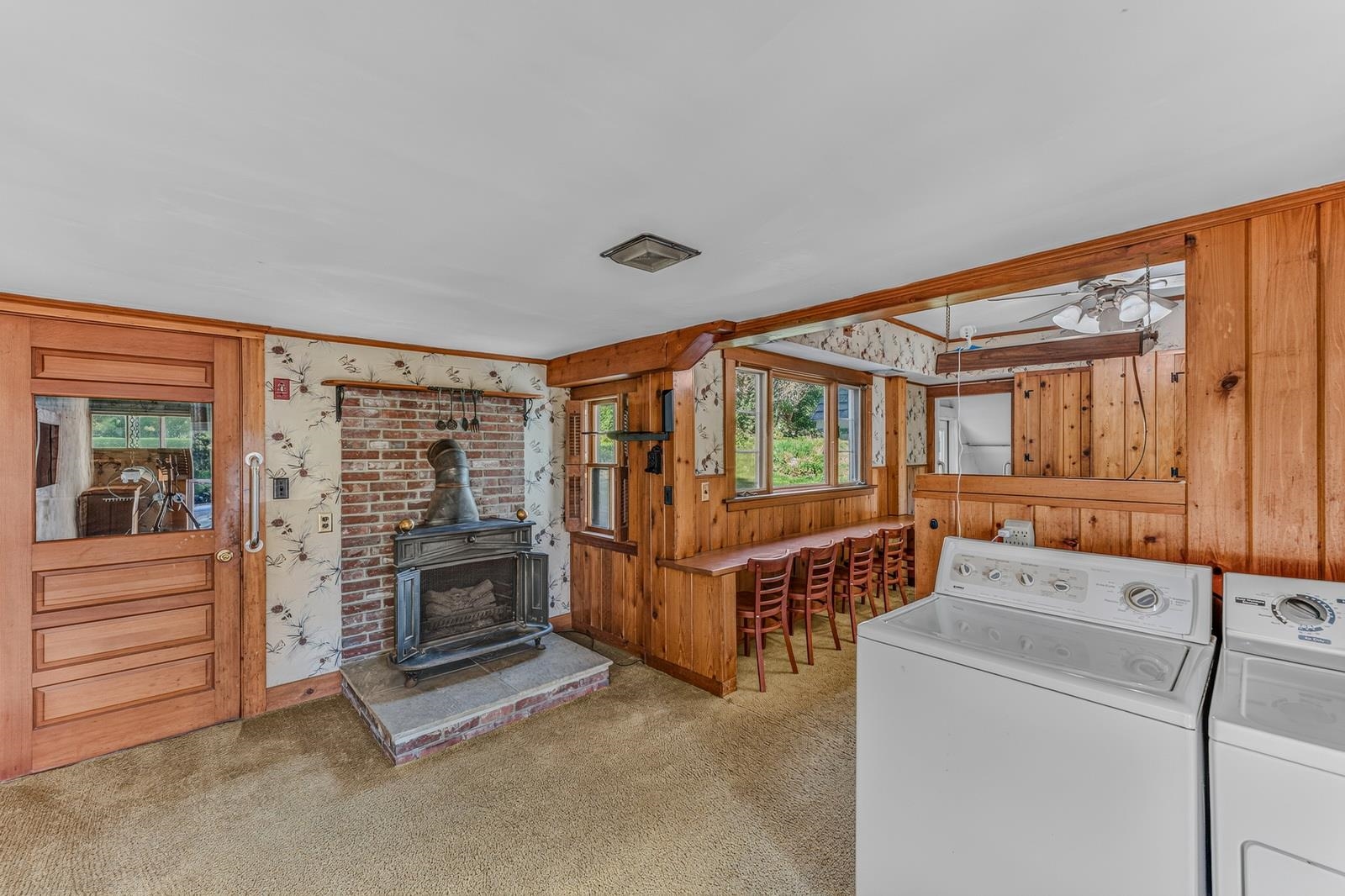 105 Pleasant Street Property Photo 9