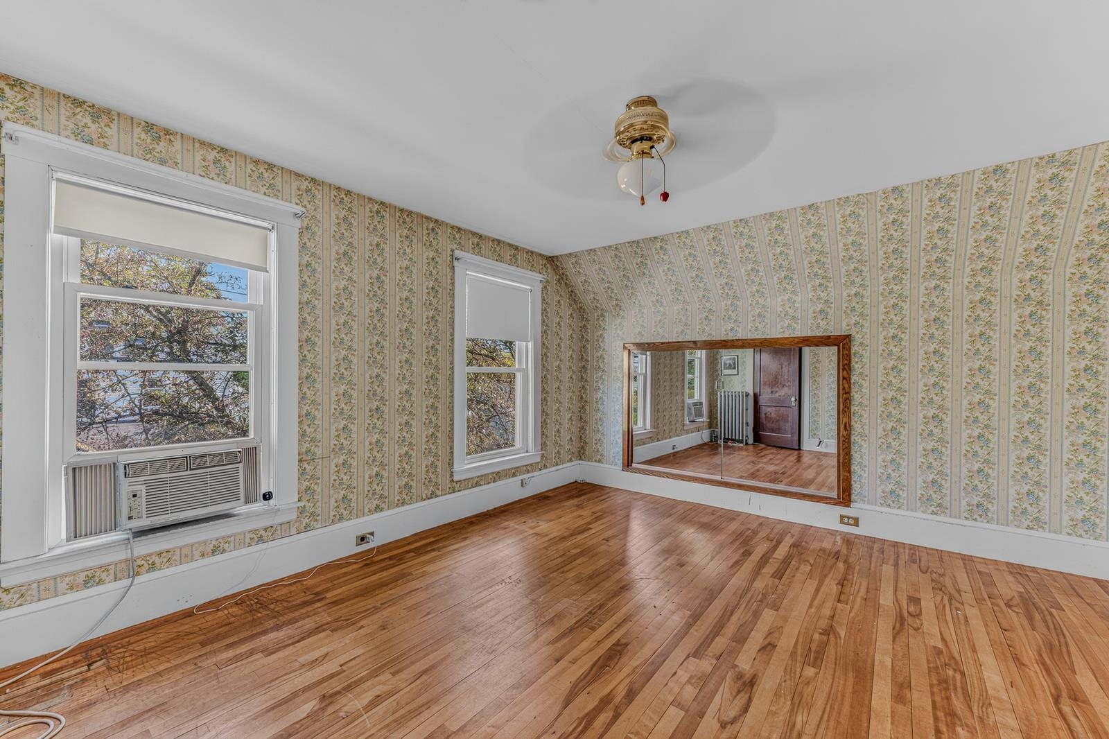 105 Pleasant Street Property Photo 24