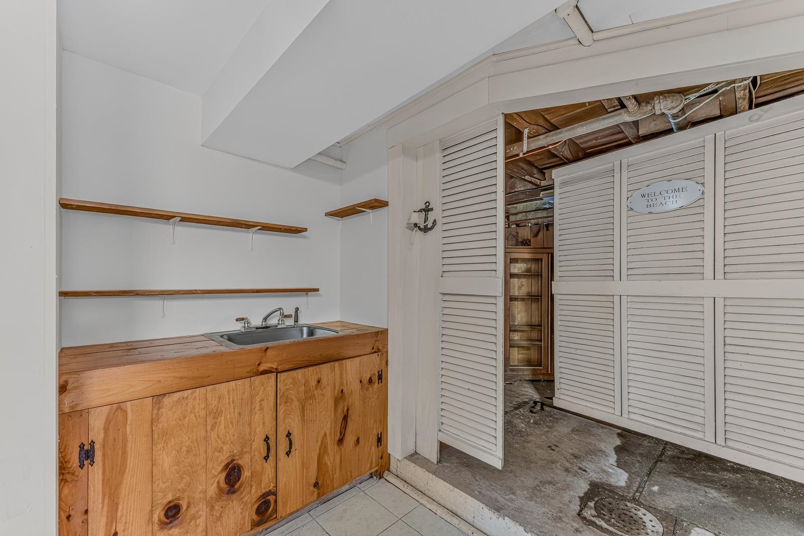 105 Pleasant Street Property Photo 40