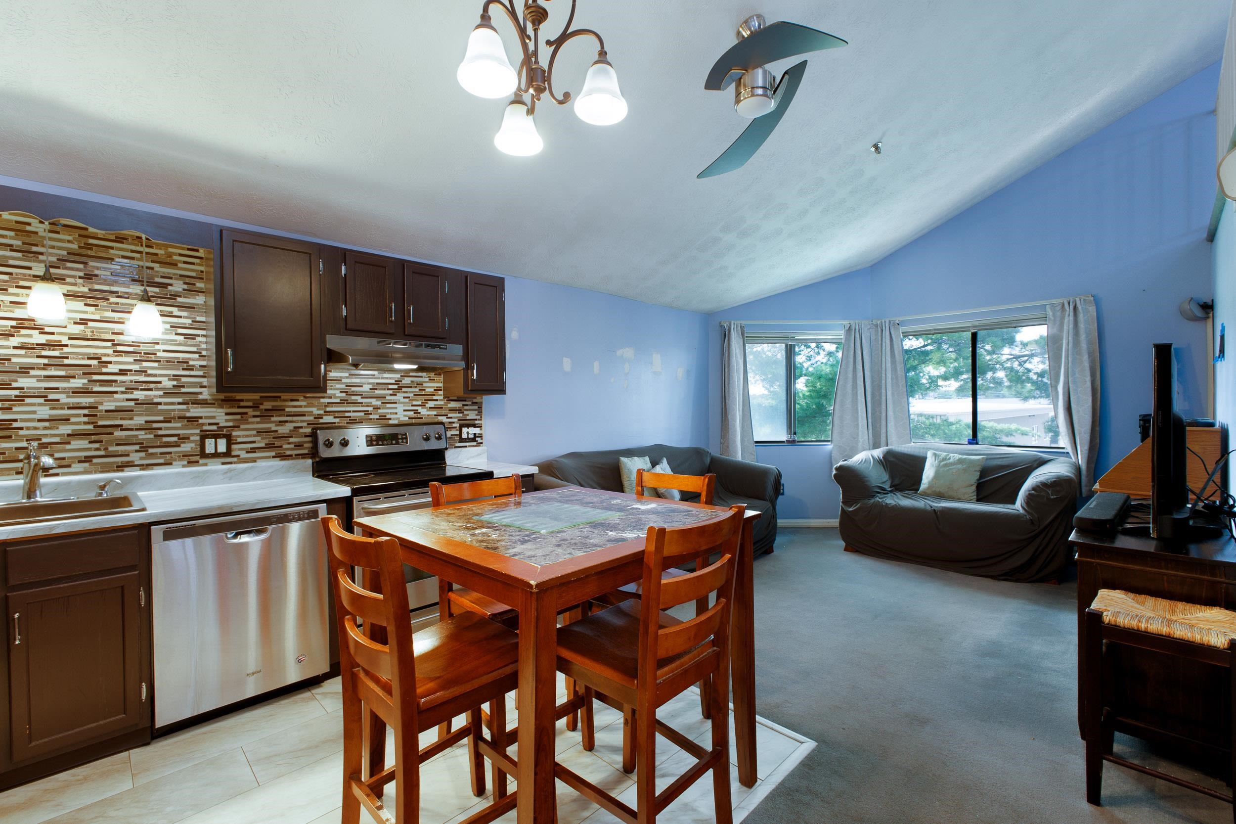 10 Kellogg Road Property Photo 6