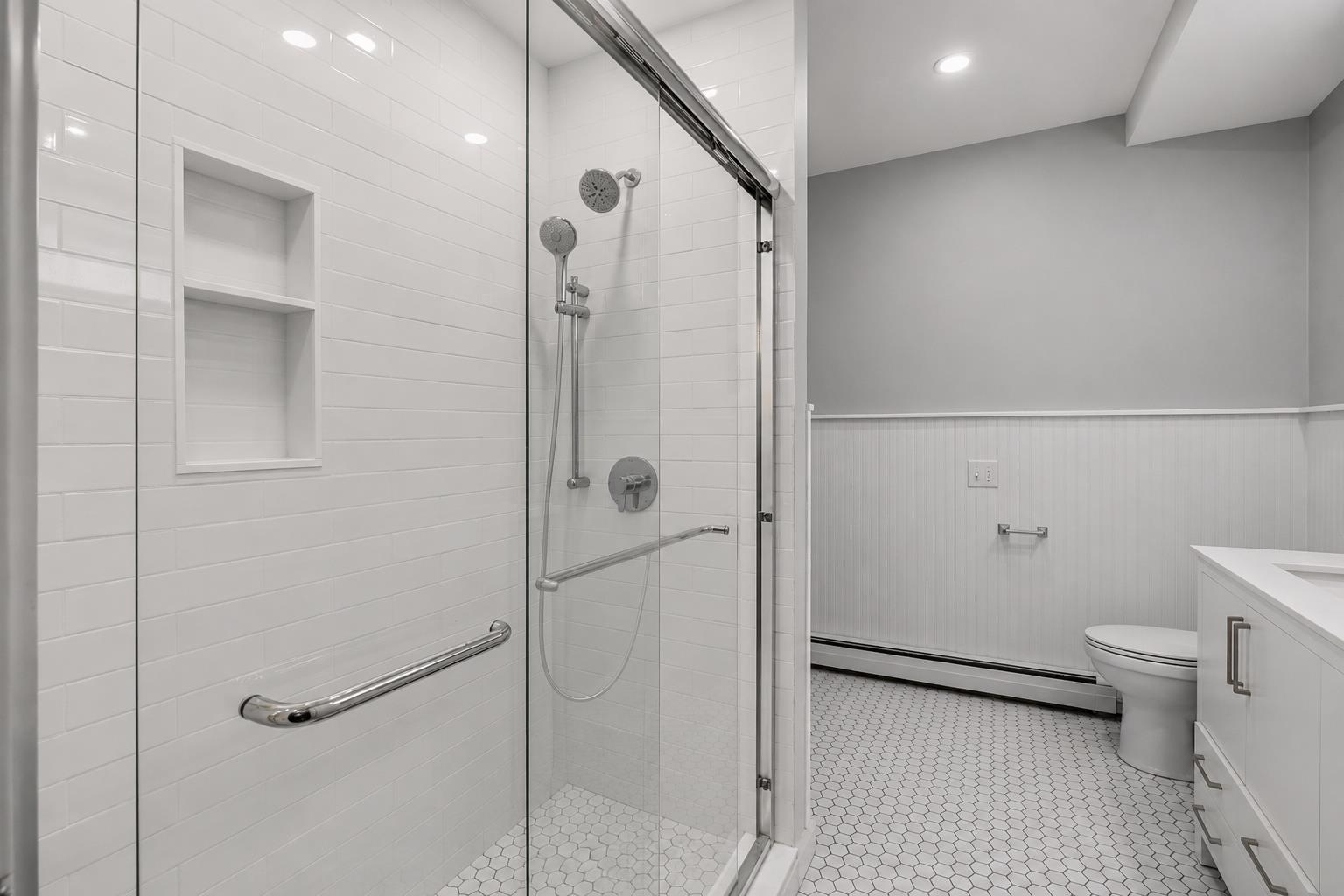 219 Washington Street Property Photo 12