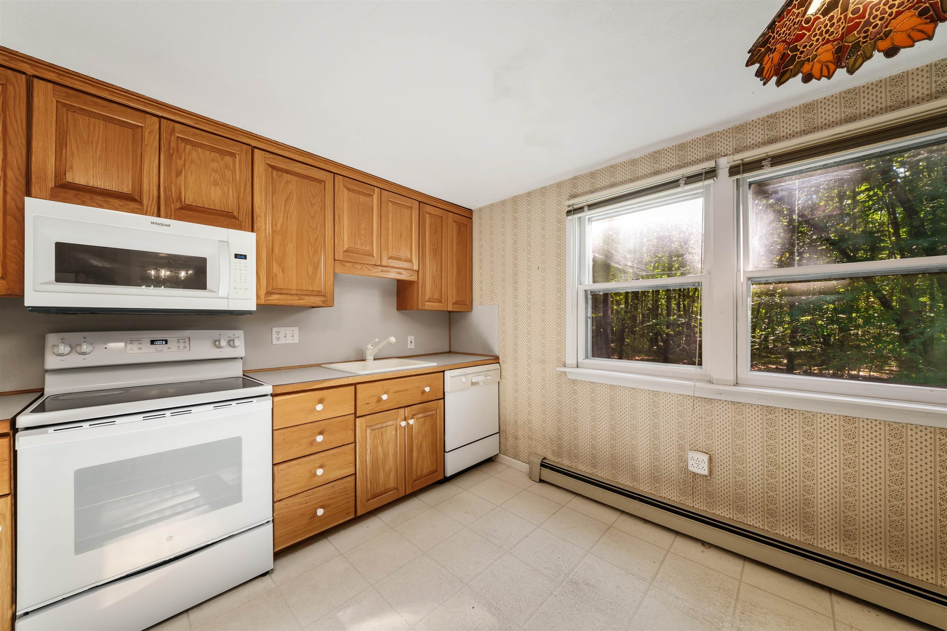 14 Denbow Road Property Photo 3