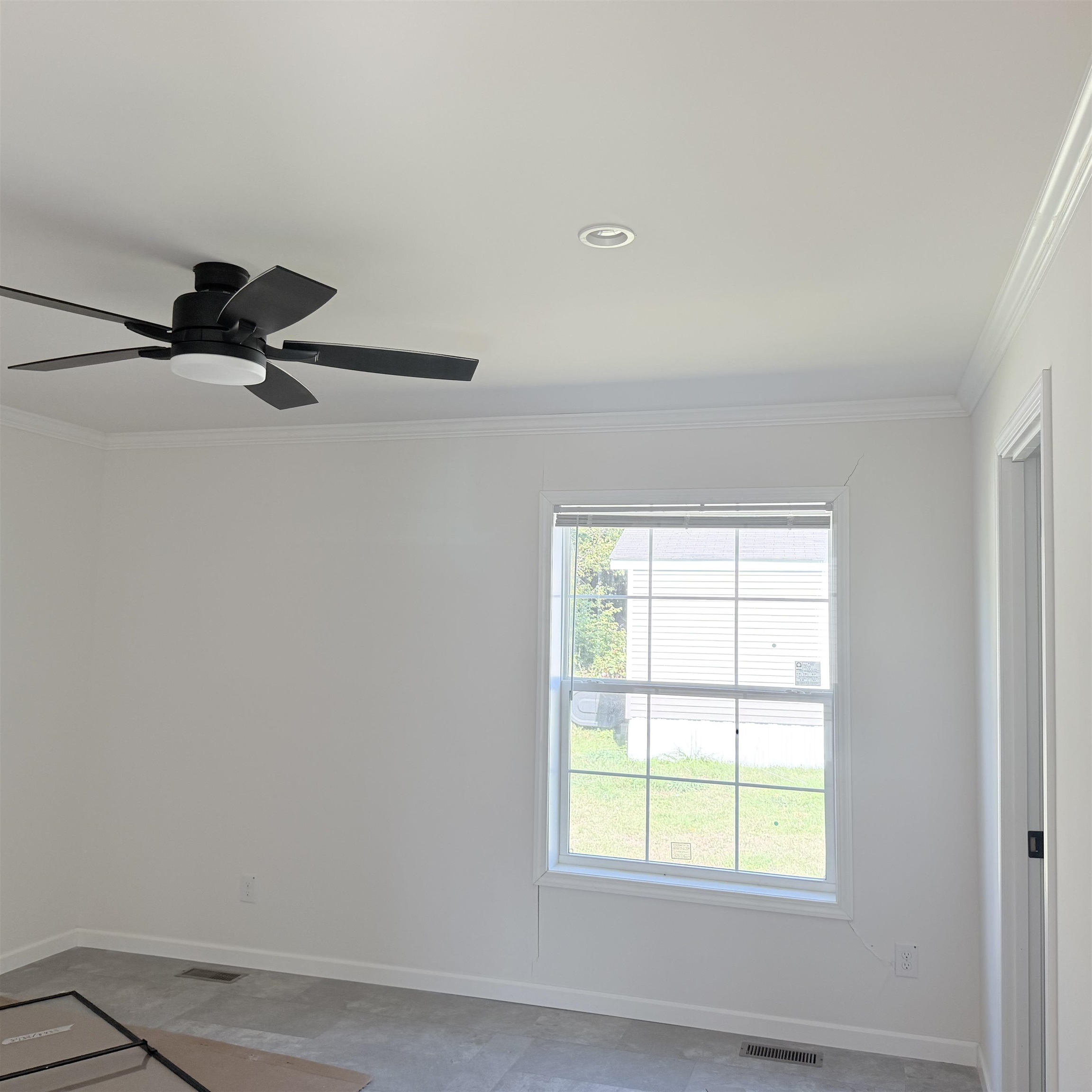 5 Downfield Lane Property Photo 6