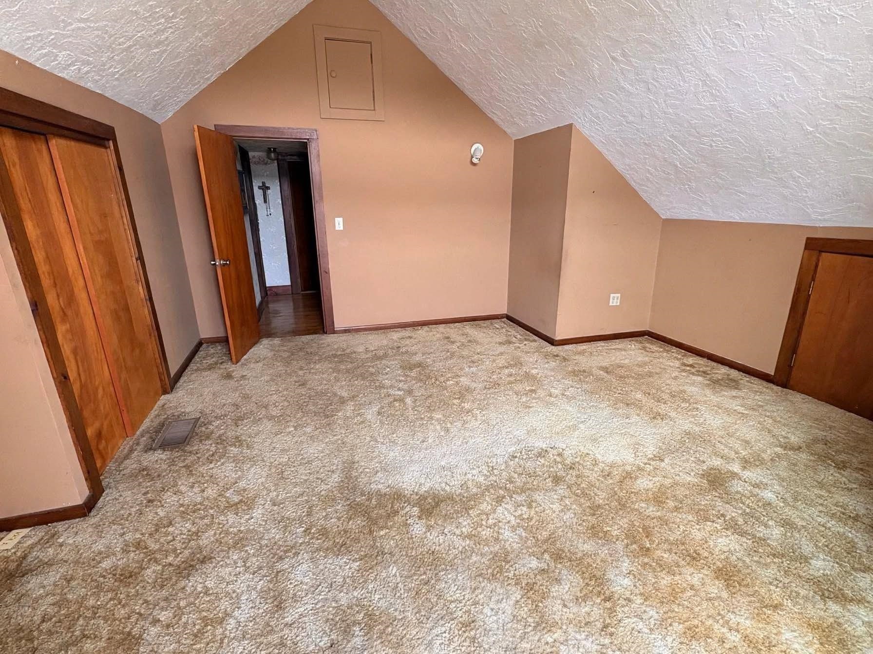 2643 Main Street Property Photo 37