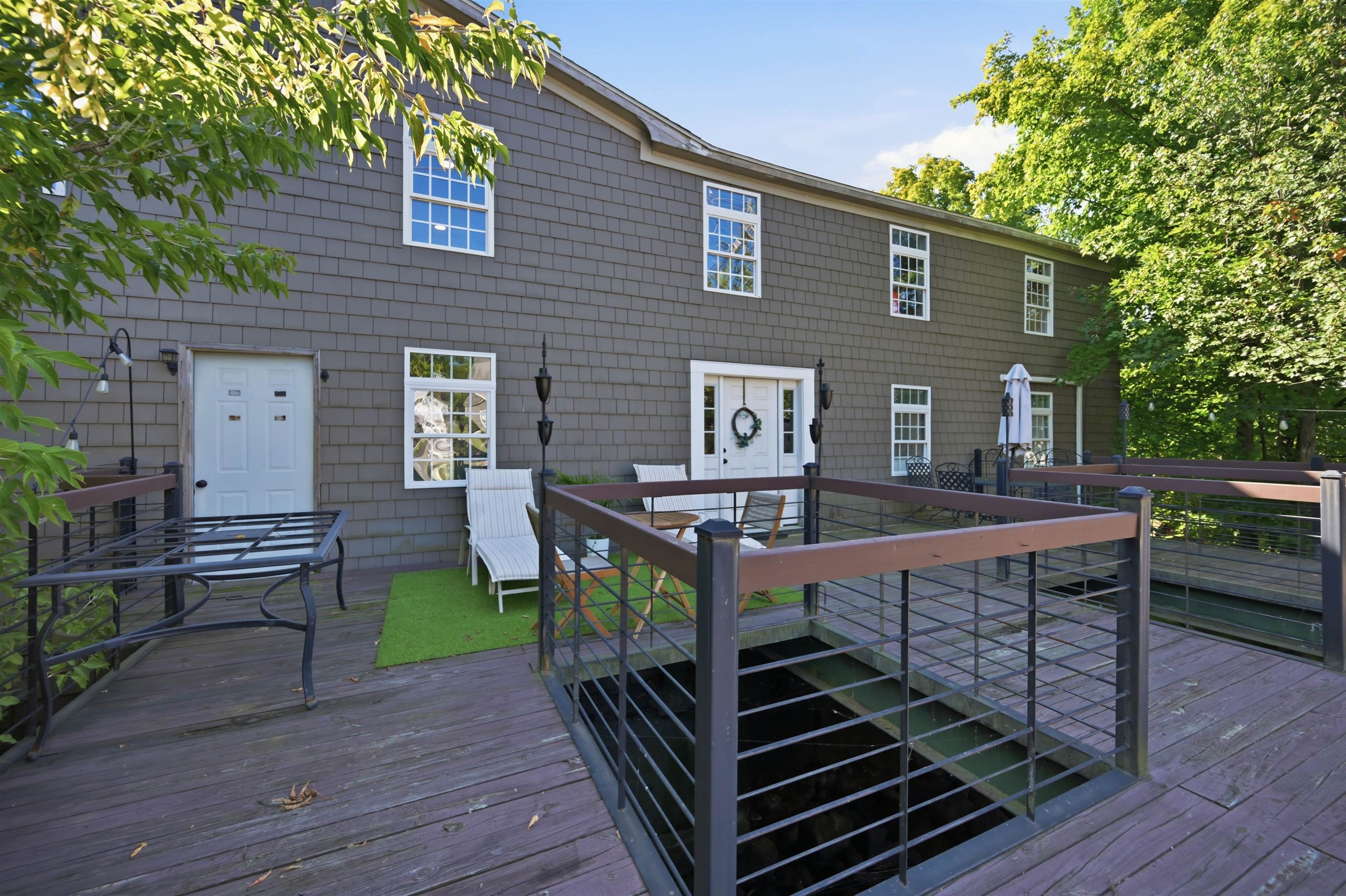 17 Thornton Street Property Photo 40