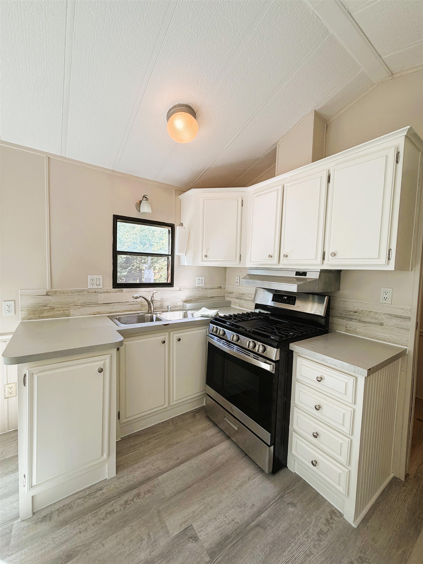 453 Union Road Property Photo 7