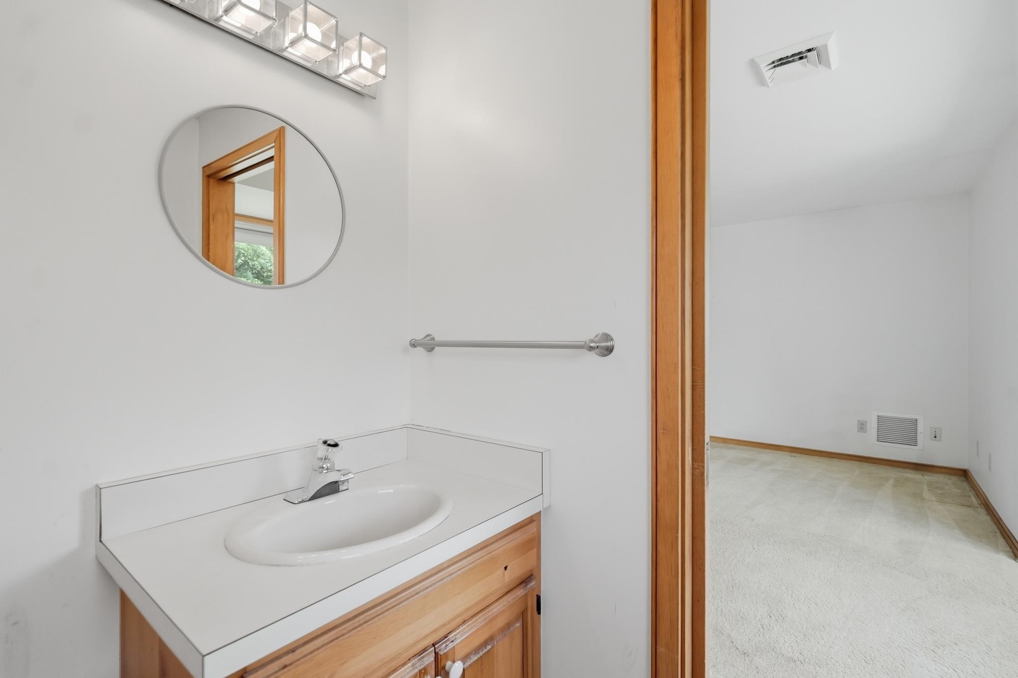 677 Hills Point Road Property Photo 32